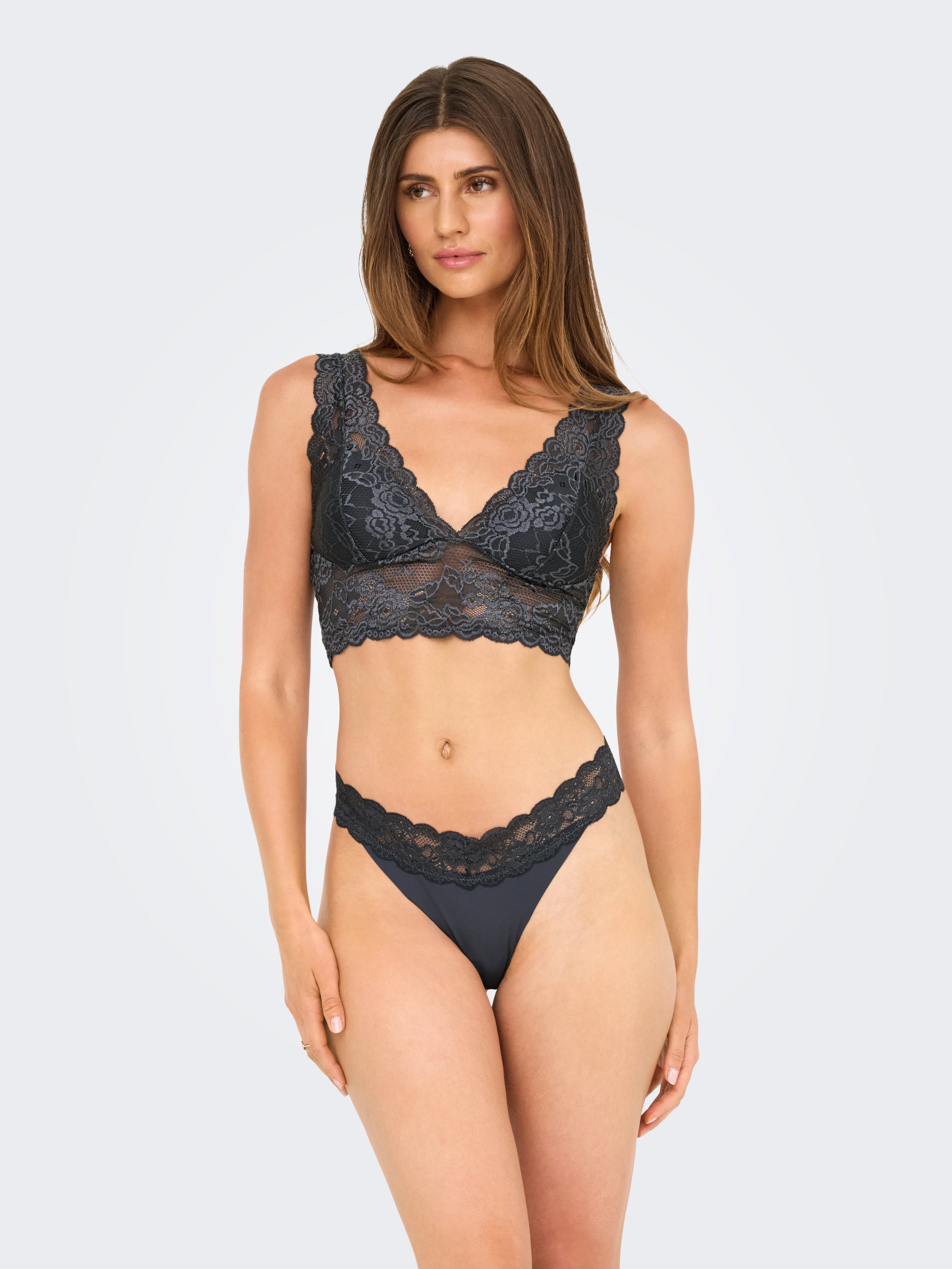 Thumbnail - Onlchloe Bh