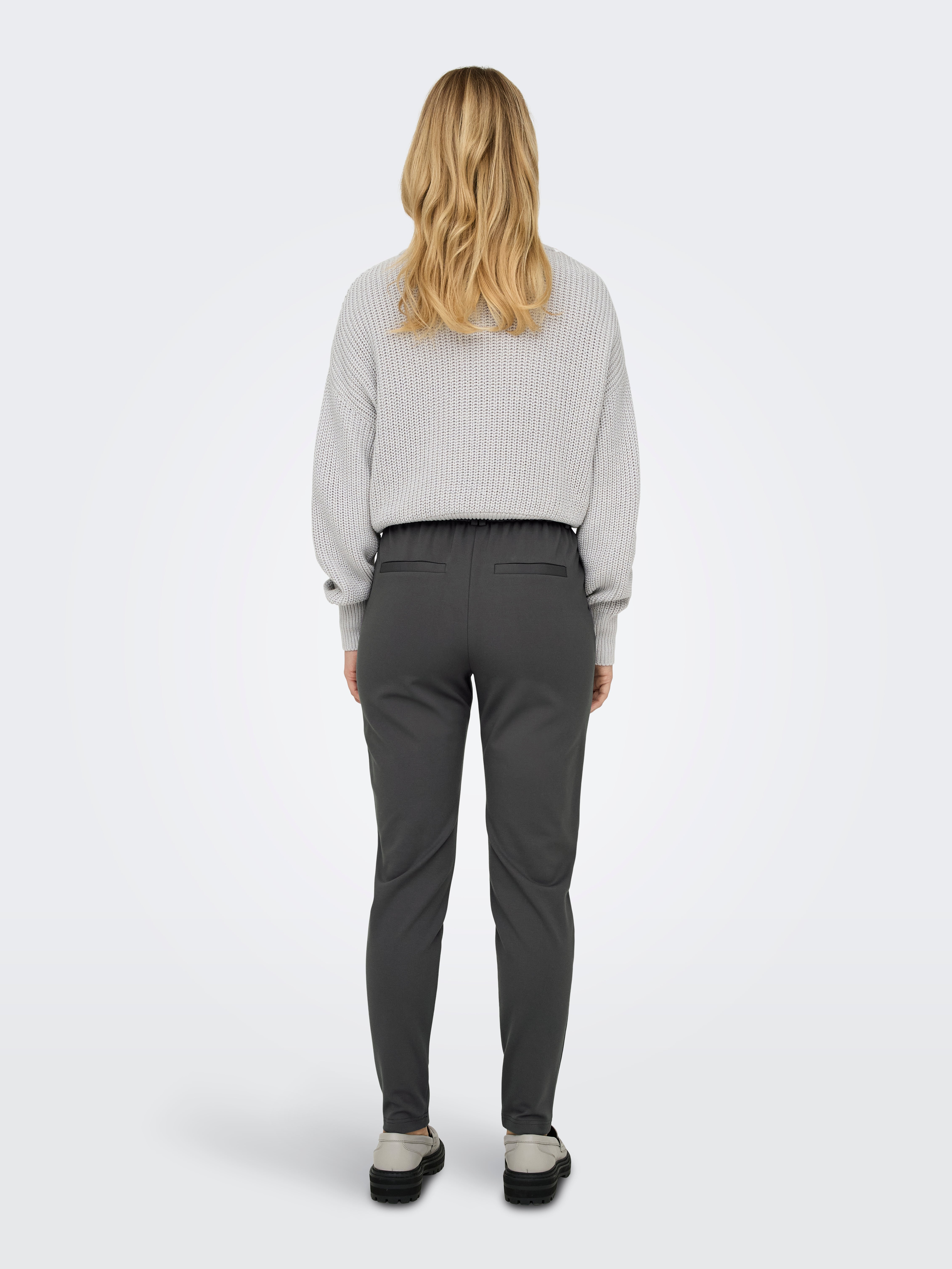 ONLPOPTRASH Mittlere Taille Normal geschnitten Hose | Dunkelgrau 