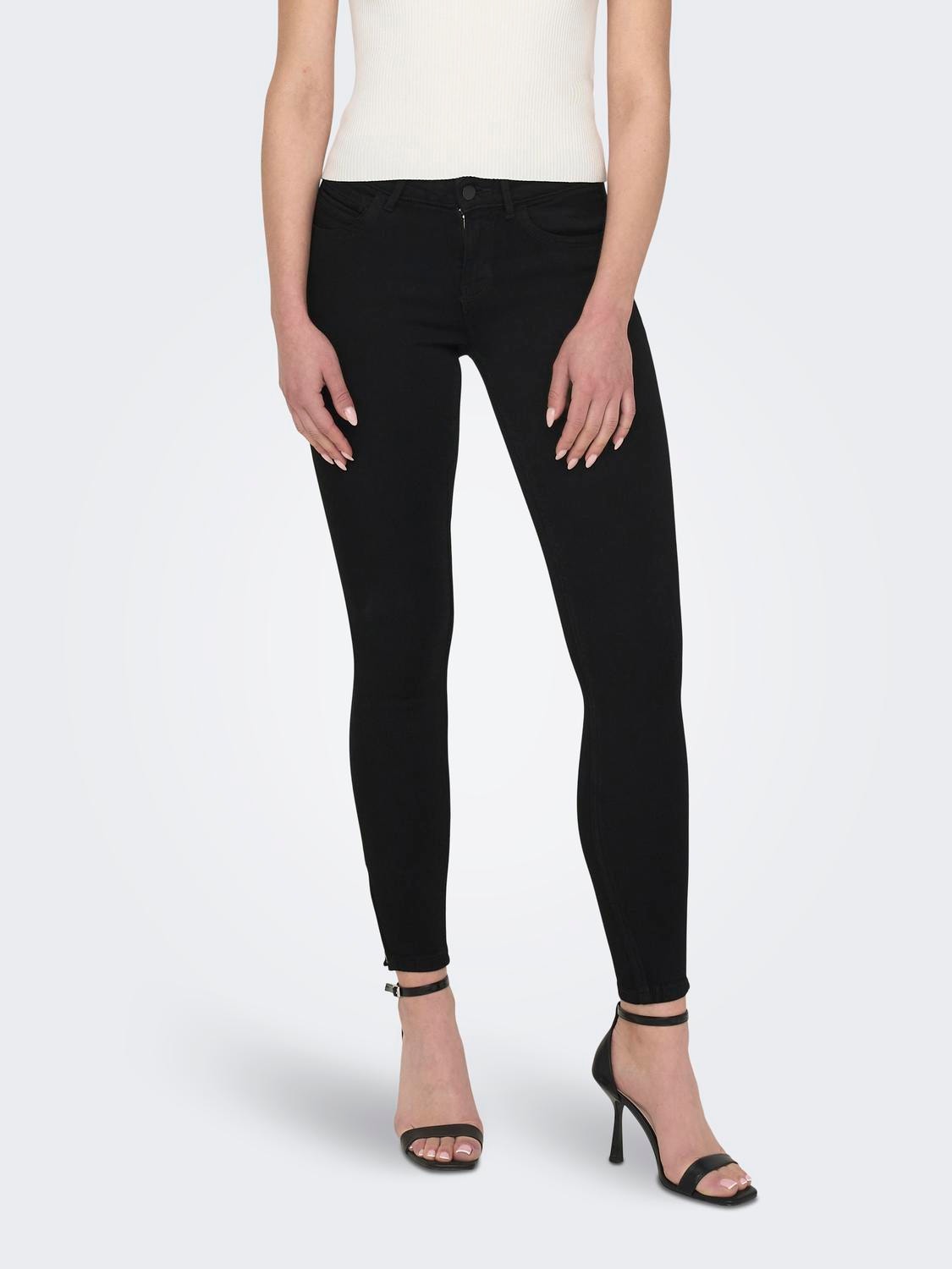 Skinny Fit Mid waist Zip detail at leg opening Jeans | Black | ONLY®