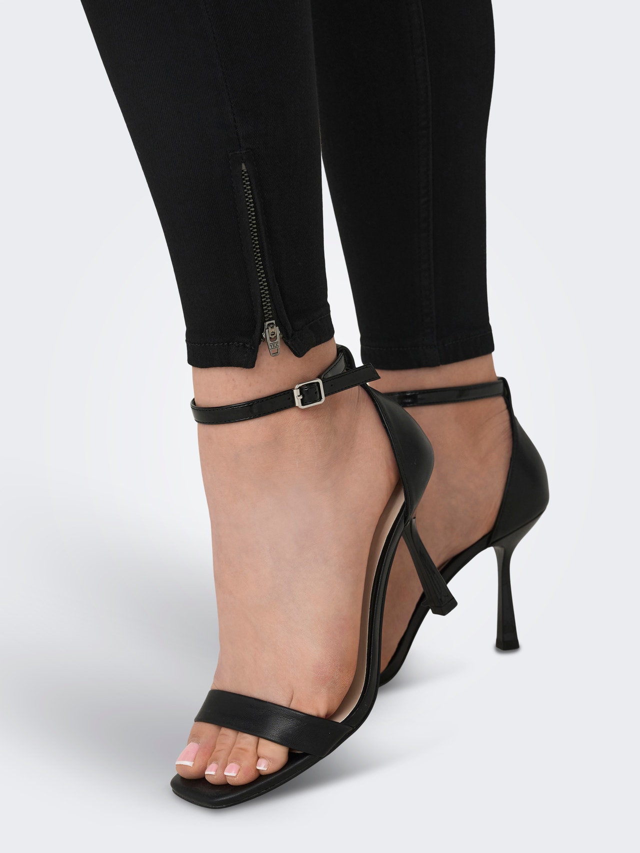 ONLY ONLKENDELL Mid waist Skinny Fit Jeans -Black - 15126077