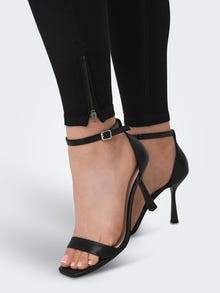 ONLY ONLKENDELL Mid waist Skinny Fit Jeans -Black - 15126077