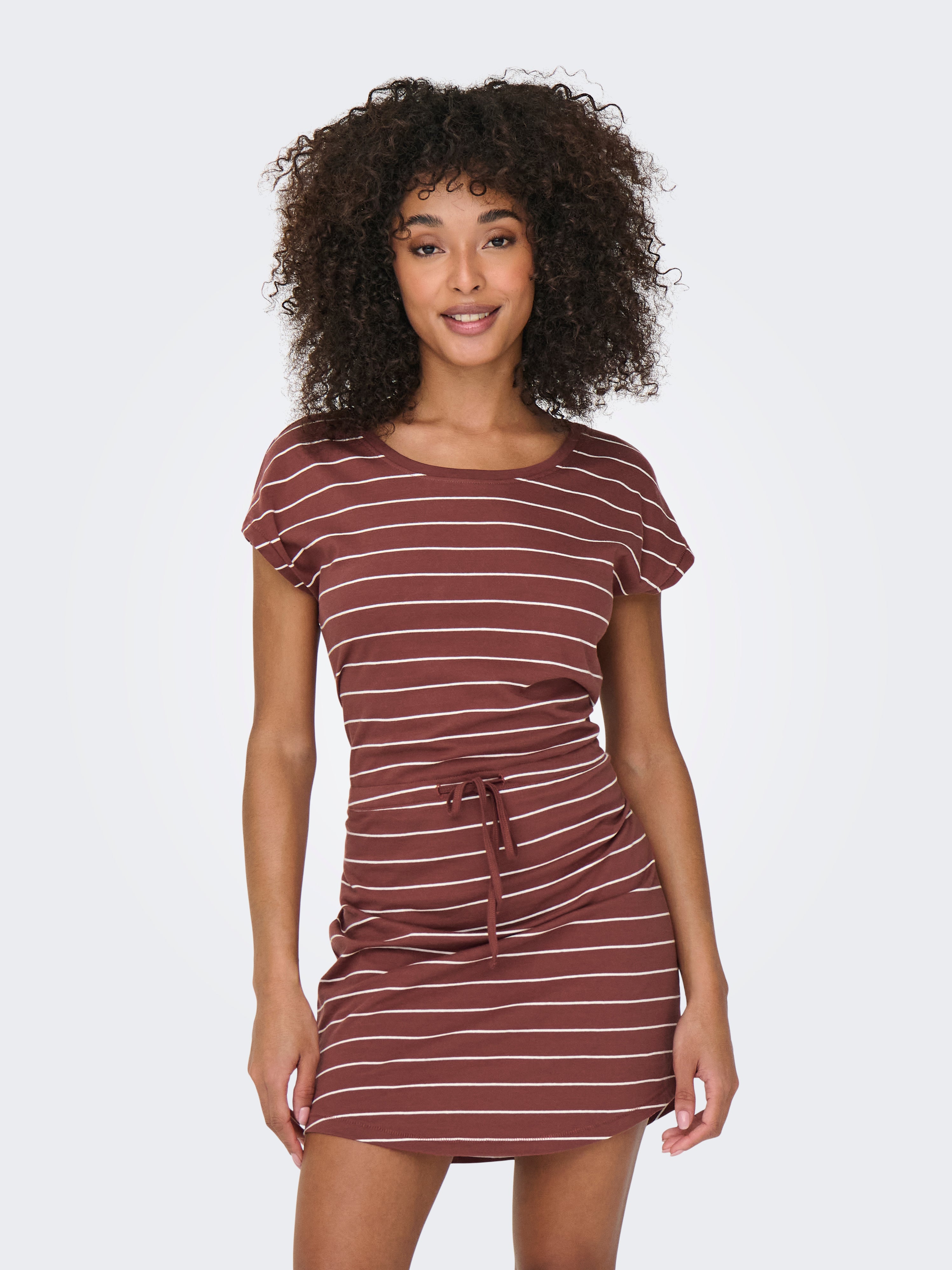 Onlmay Kurzes Kleid