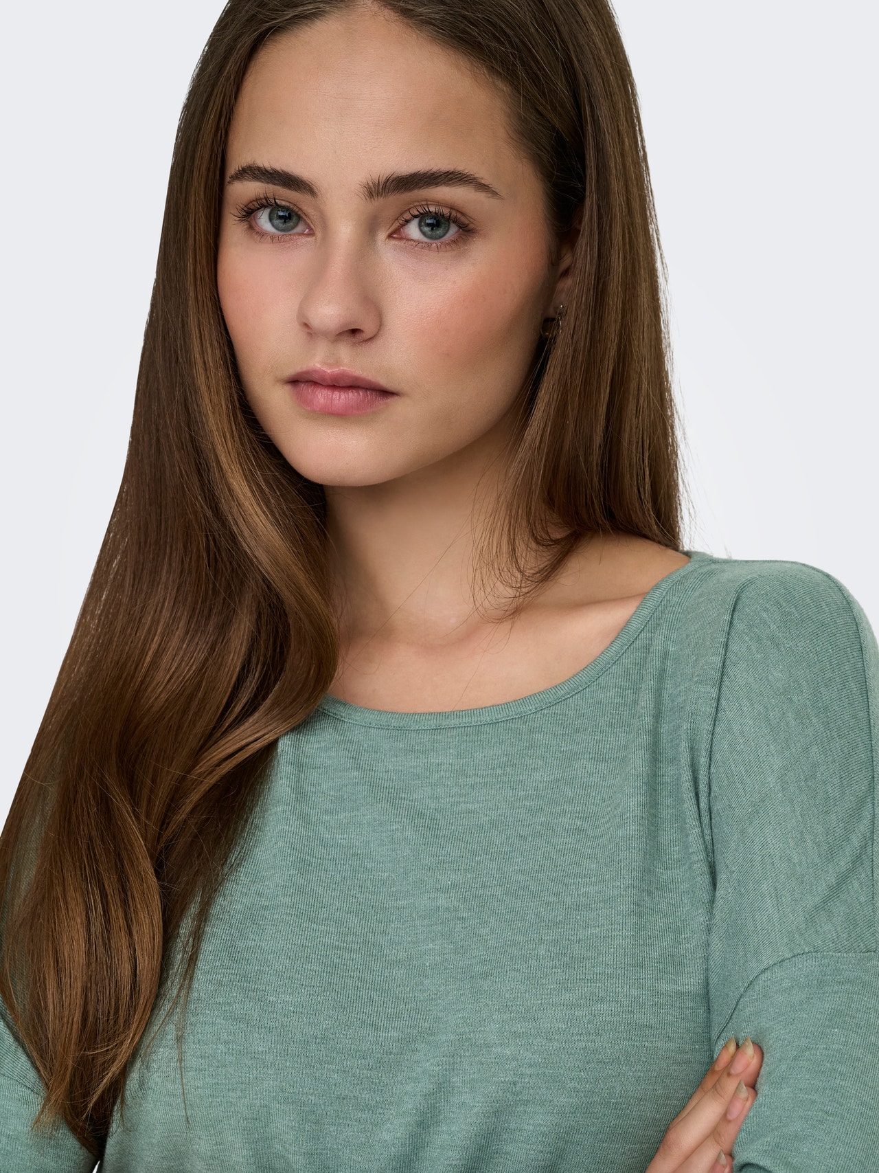 ONLY Ruumikas lõige Ümmargune kaelus Langetatud õlaosa Top -Chinois Green - 15157920