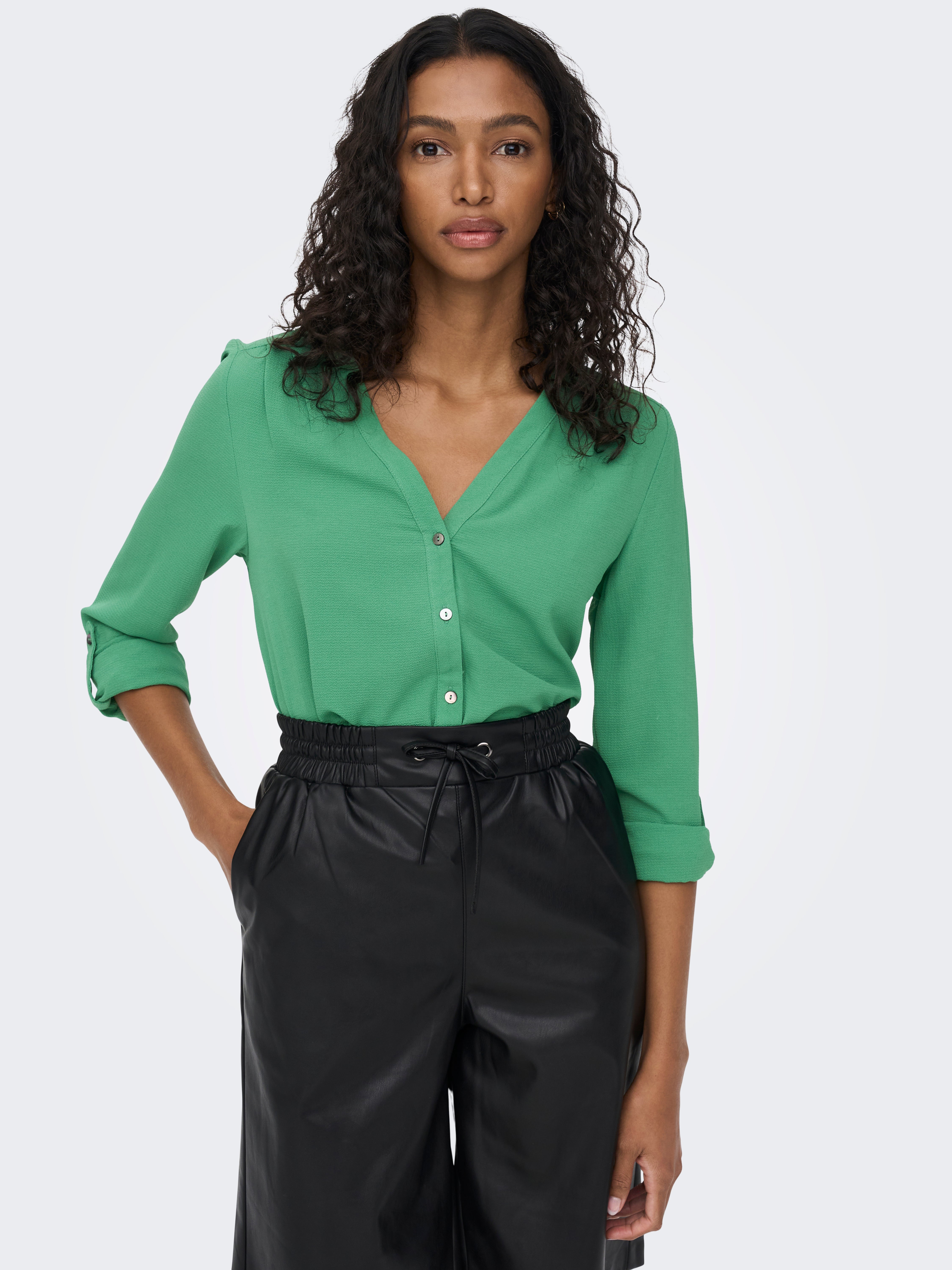 Under deals collar shirt