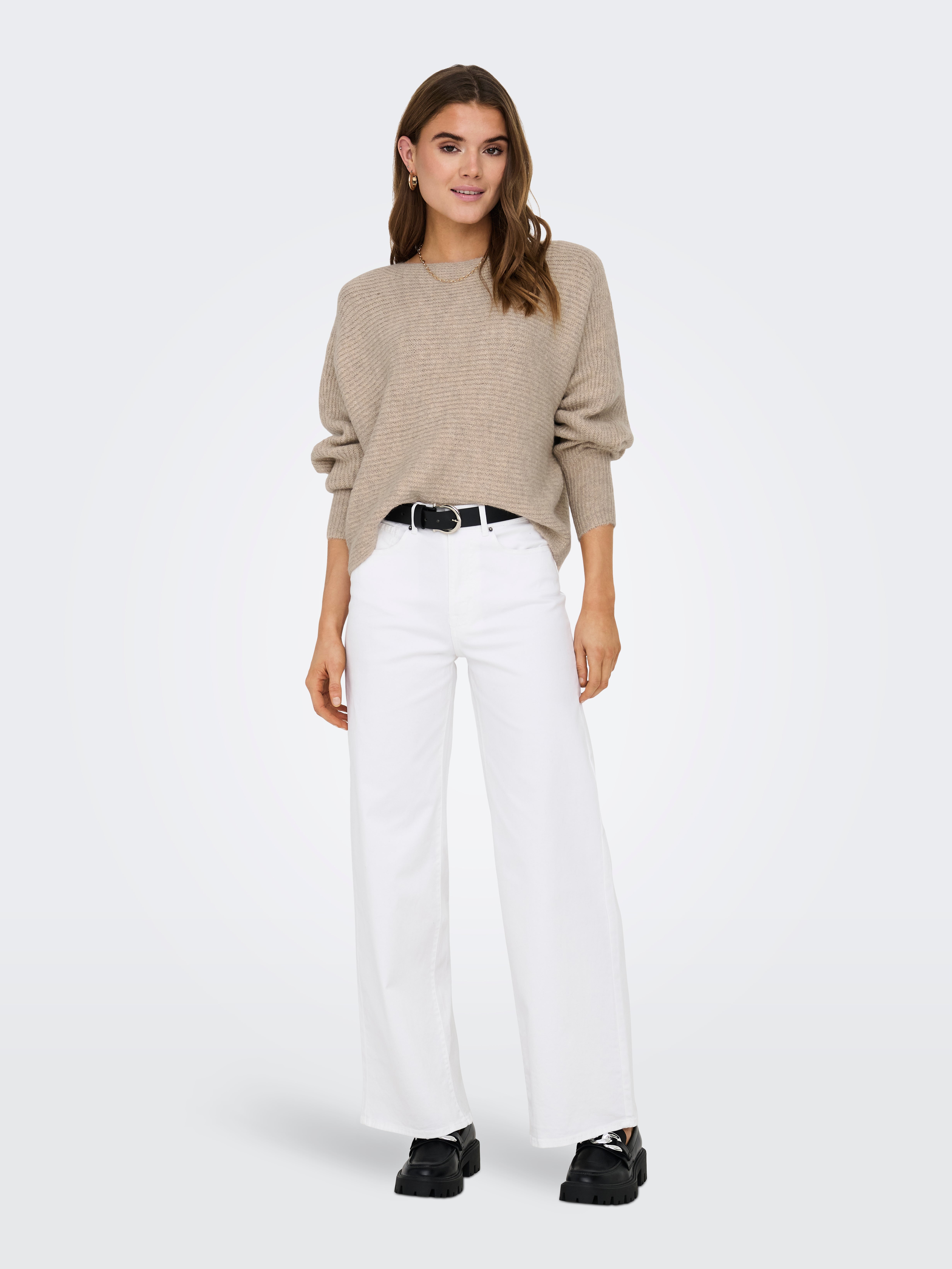 Pull rayé à manches chauve-souris - Beige
