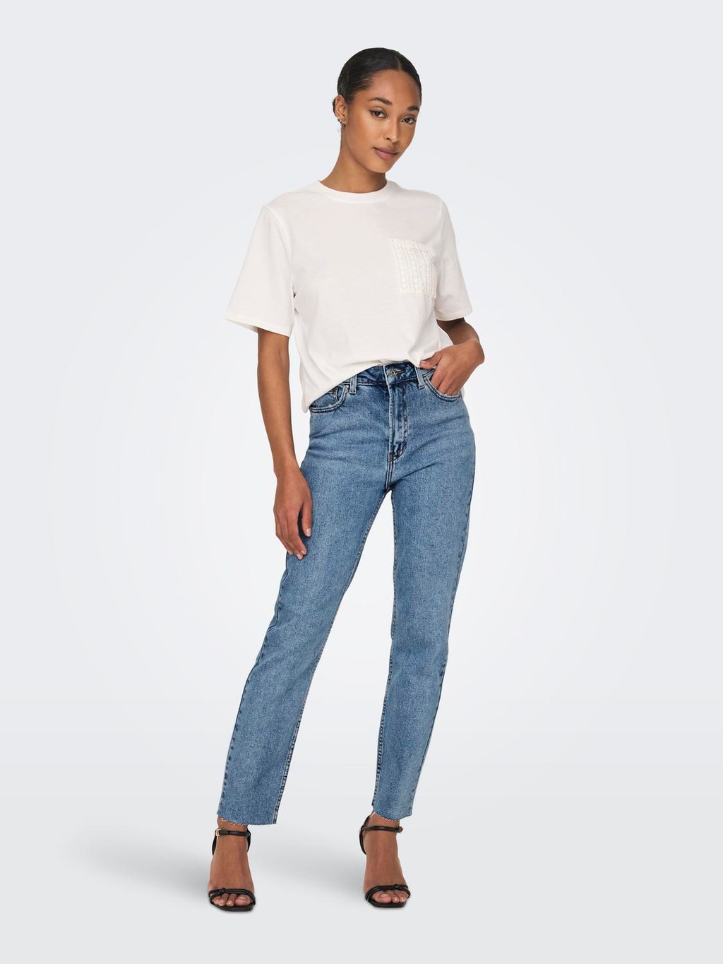 ONLEmily hw cropped ankle Straight fit jeans | Light Blue | ONLY®