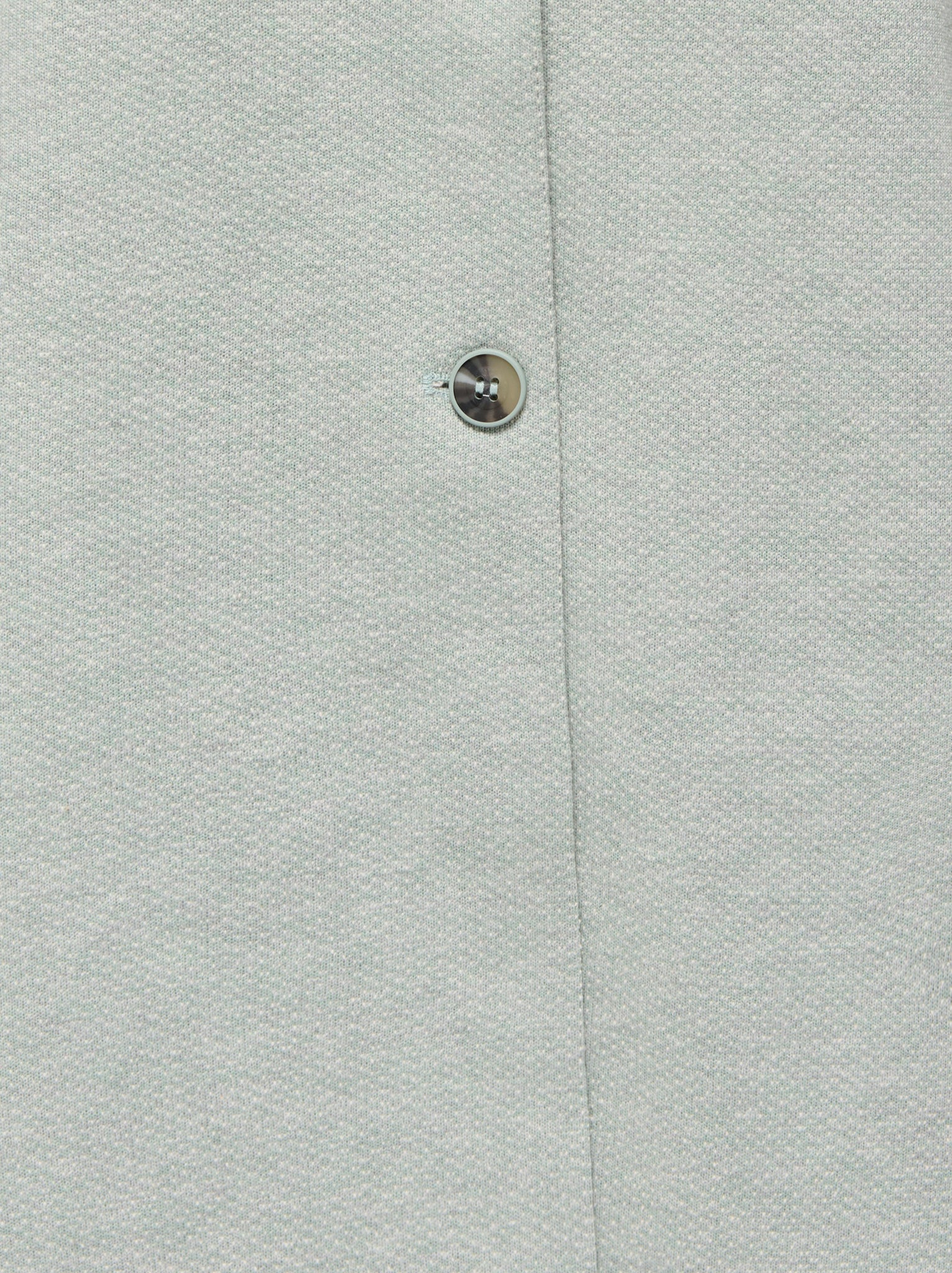 Thumbnail - Onlcarrie Mantel