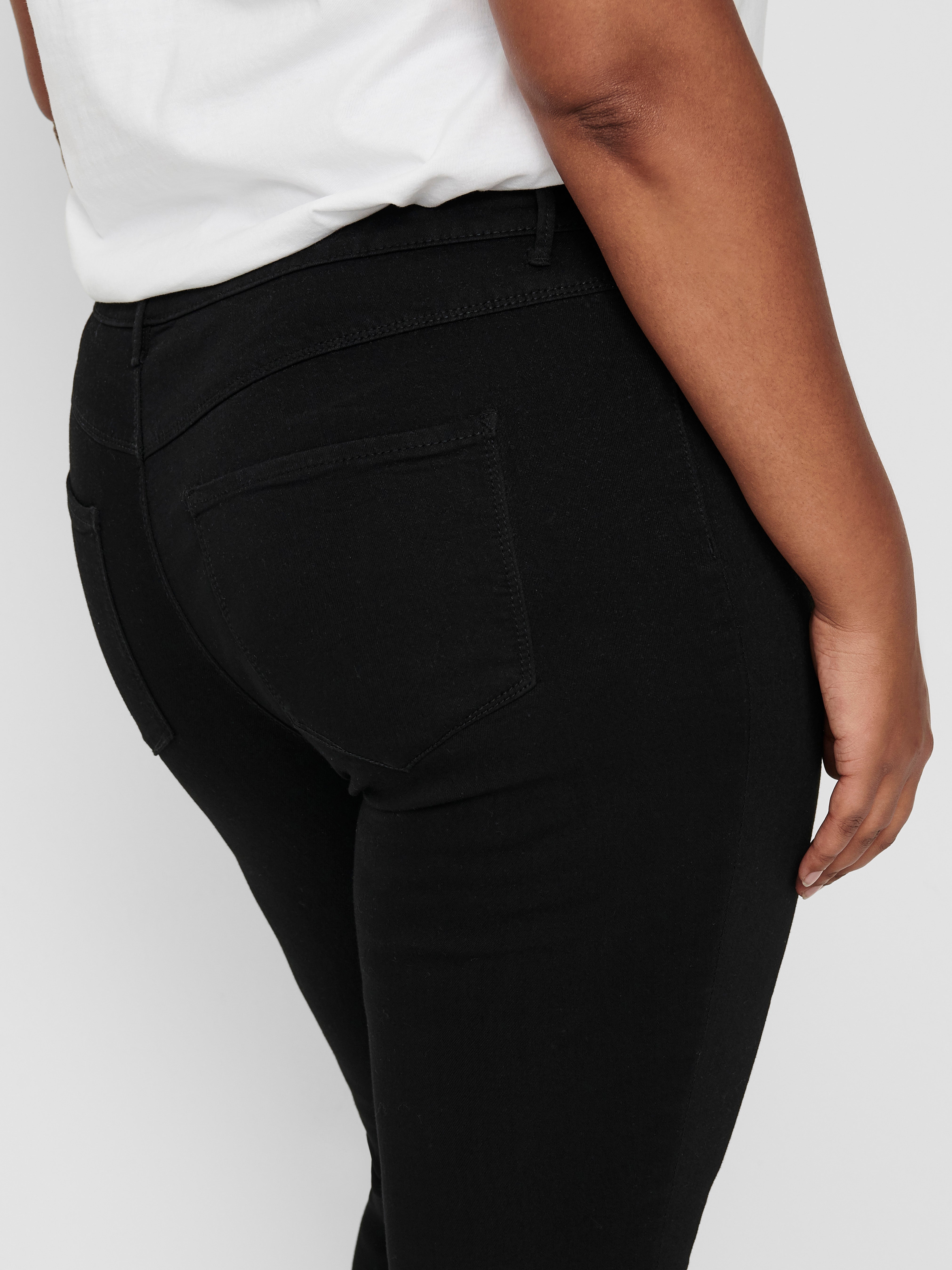 Curvy fit hot sale skinny pants