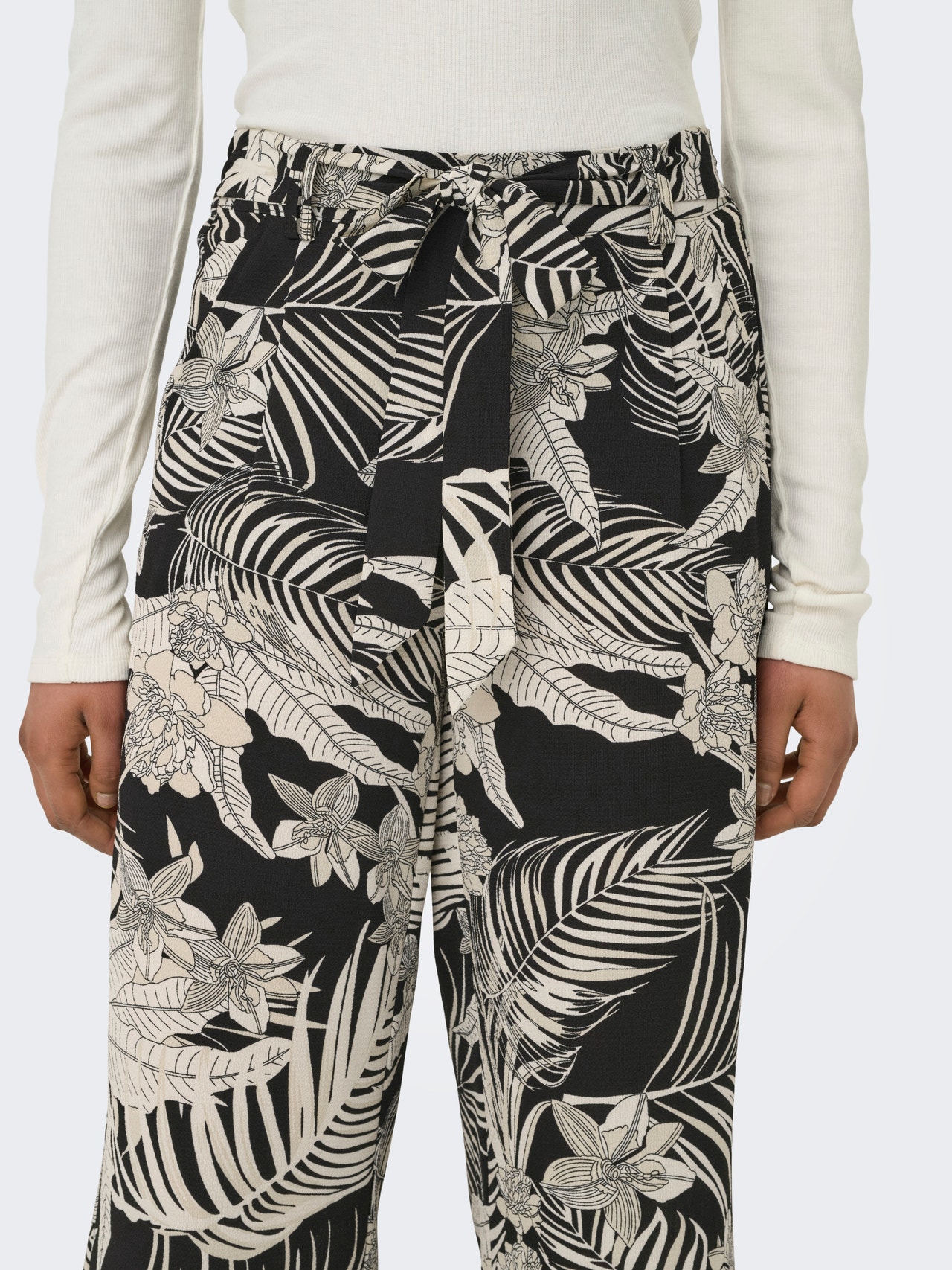 ONLY Redovno prianjanje Hlače -Black - 15174974