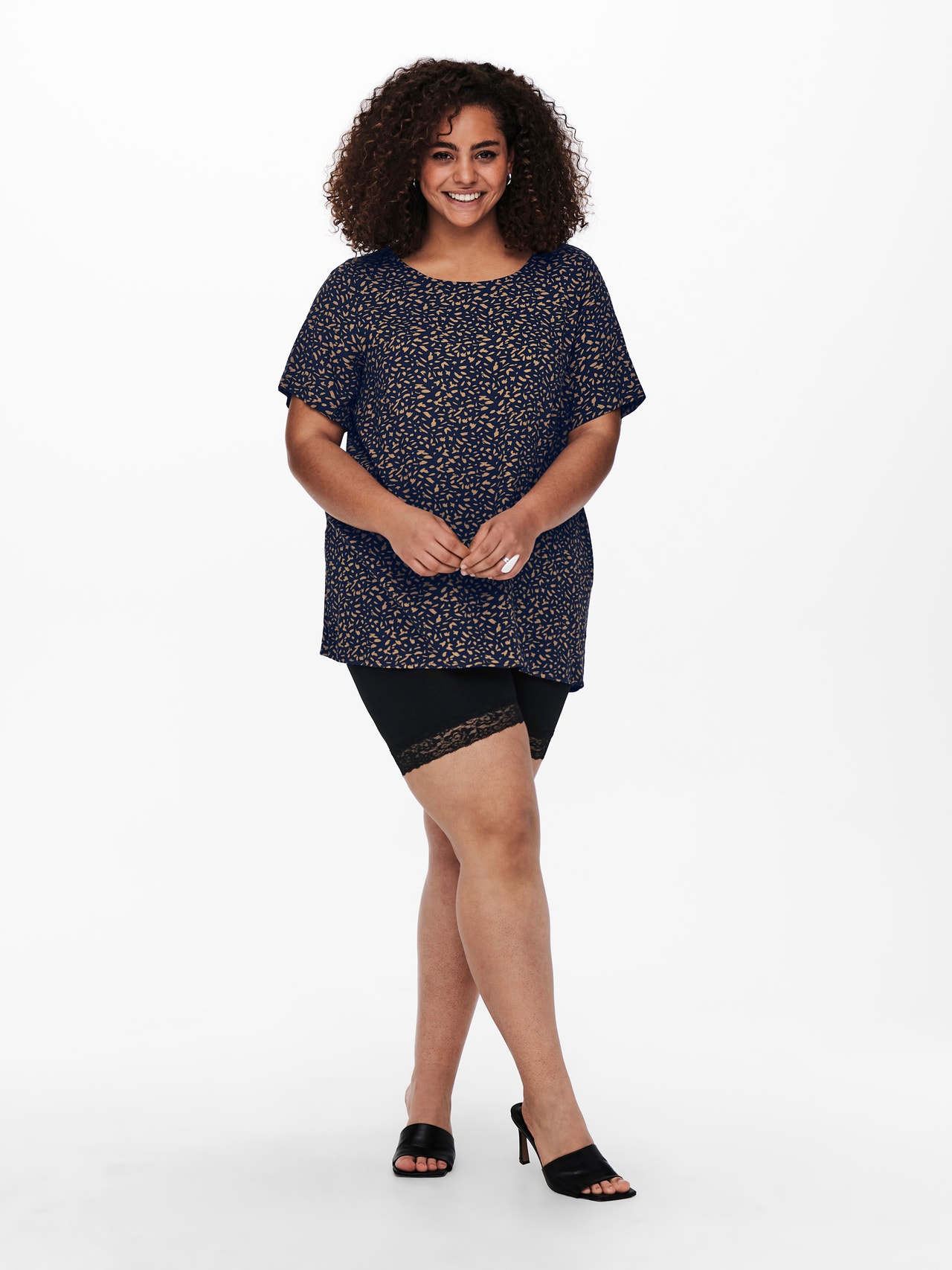 ONLY Curvy lace detail Shorts -Black - 15176215