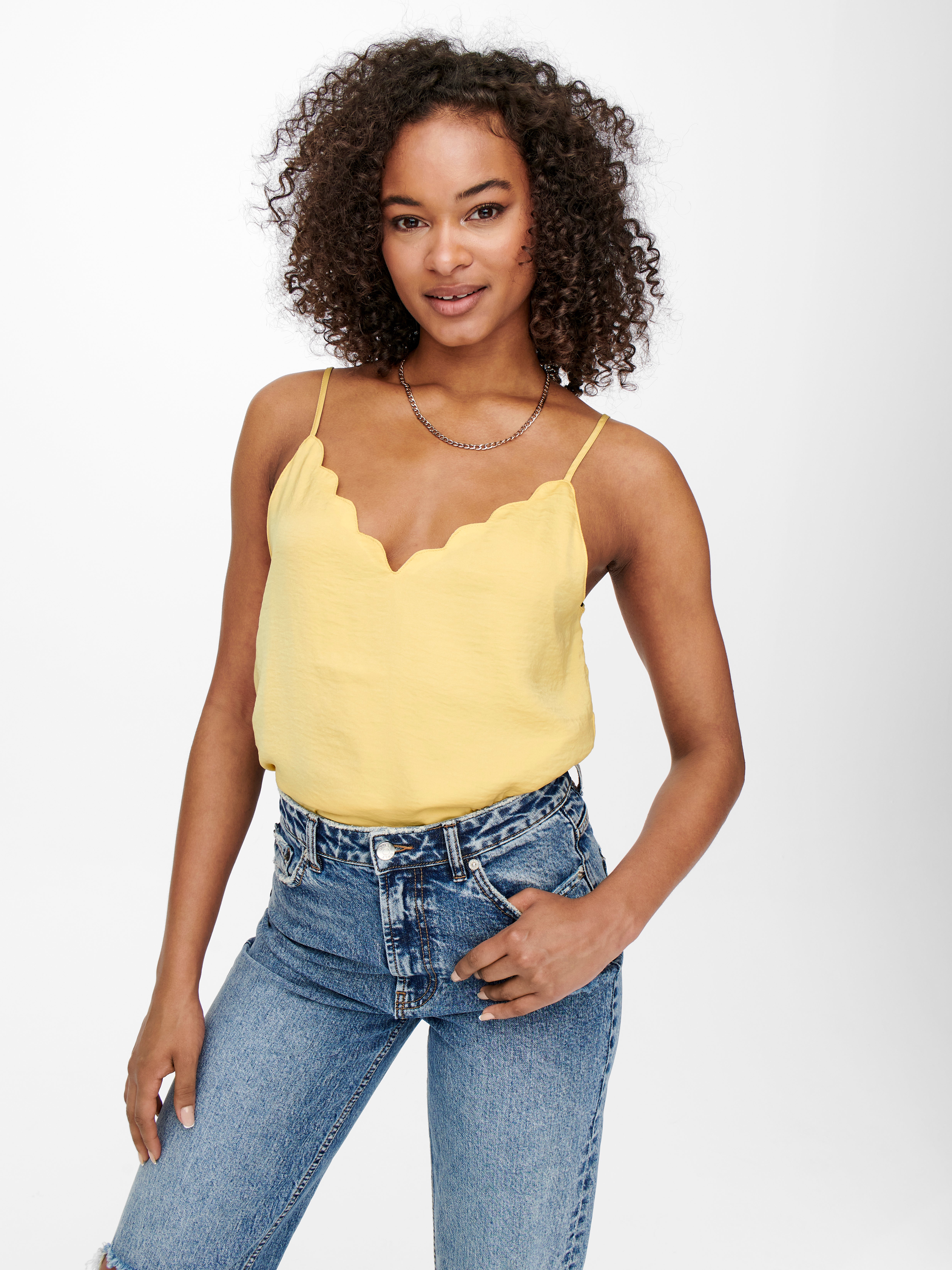 modern sleeveless tops