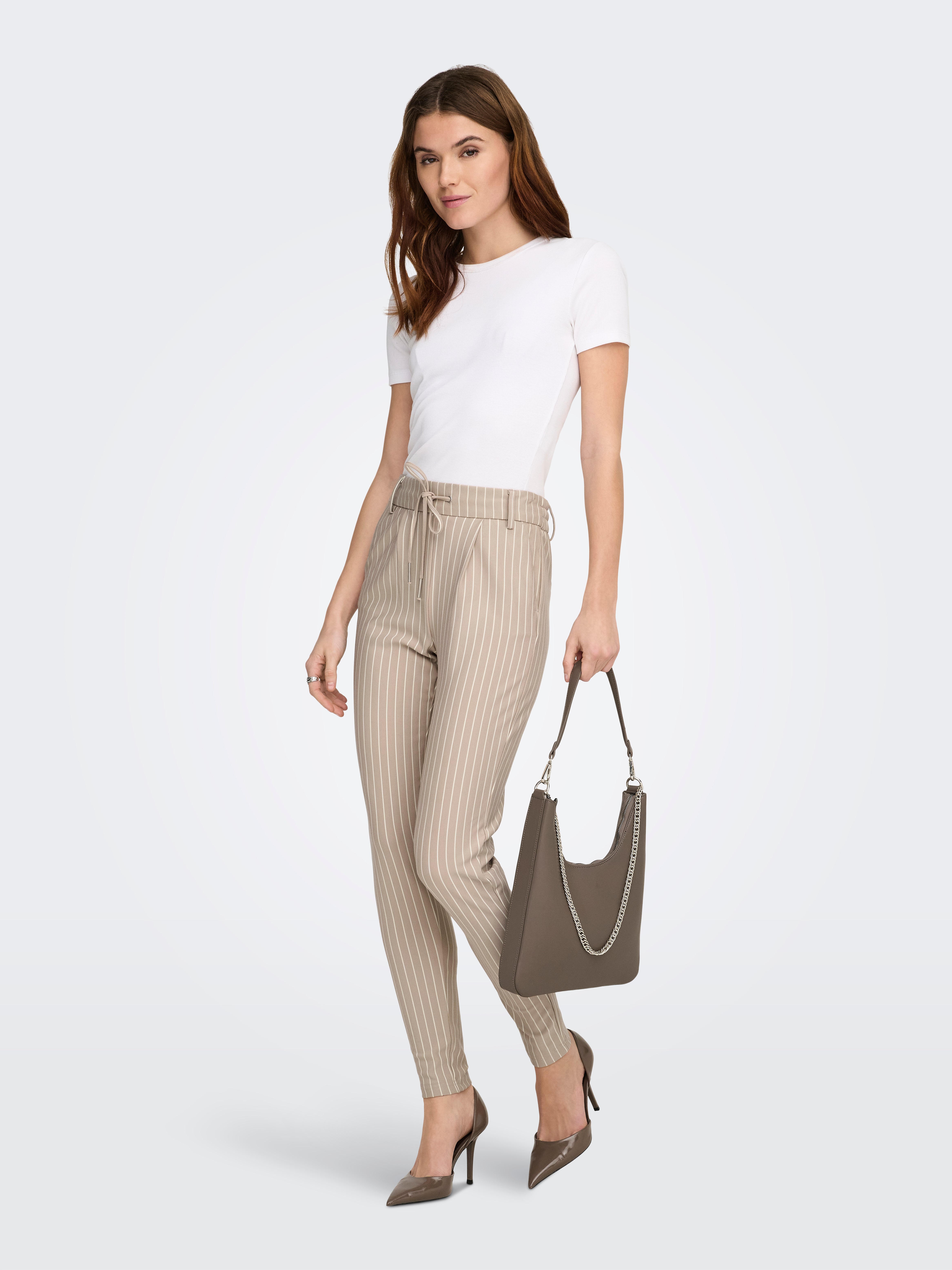 30% Rabatt auf ONLPOPTRASH Mittlere Taille Normal geschnitten Hose 