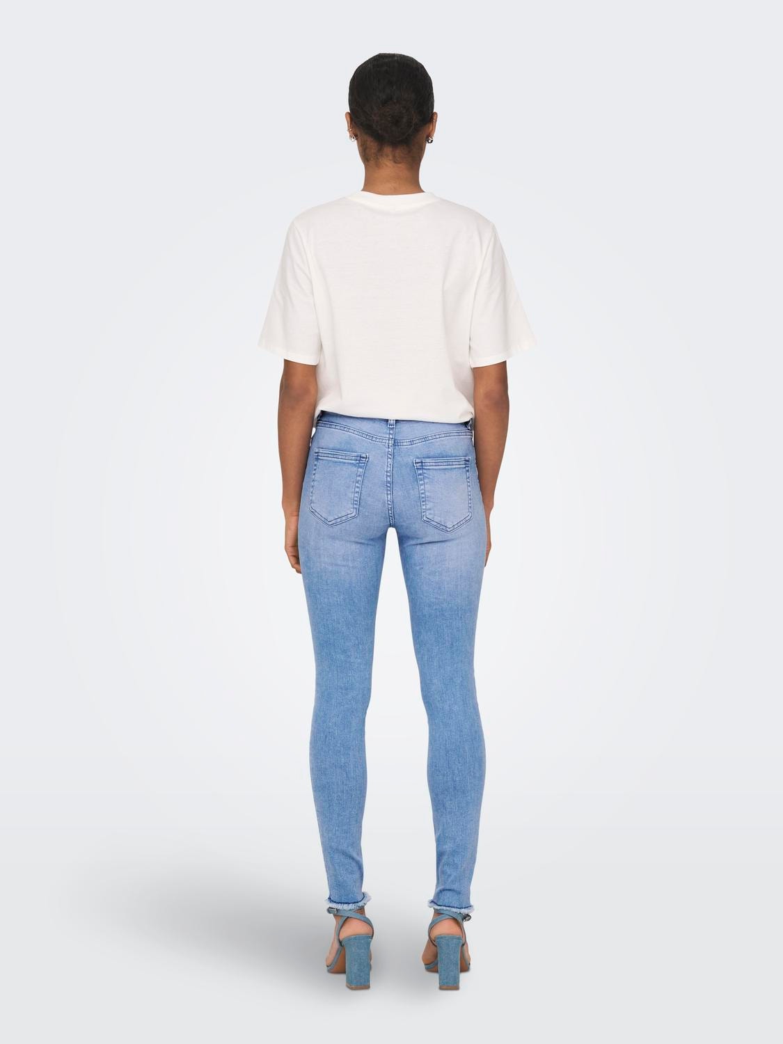 ONLY Jeans Skinny Fit Taille moyenne Ourlé destroy -Light Blue Denim - 15178061