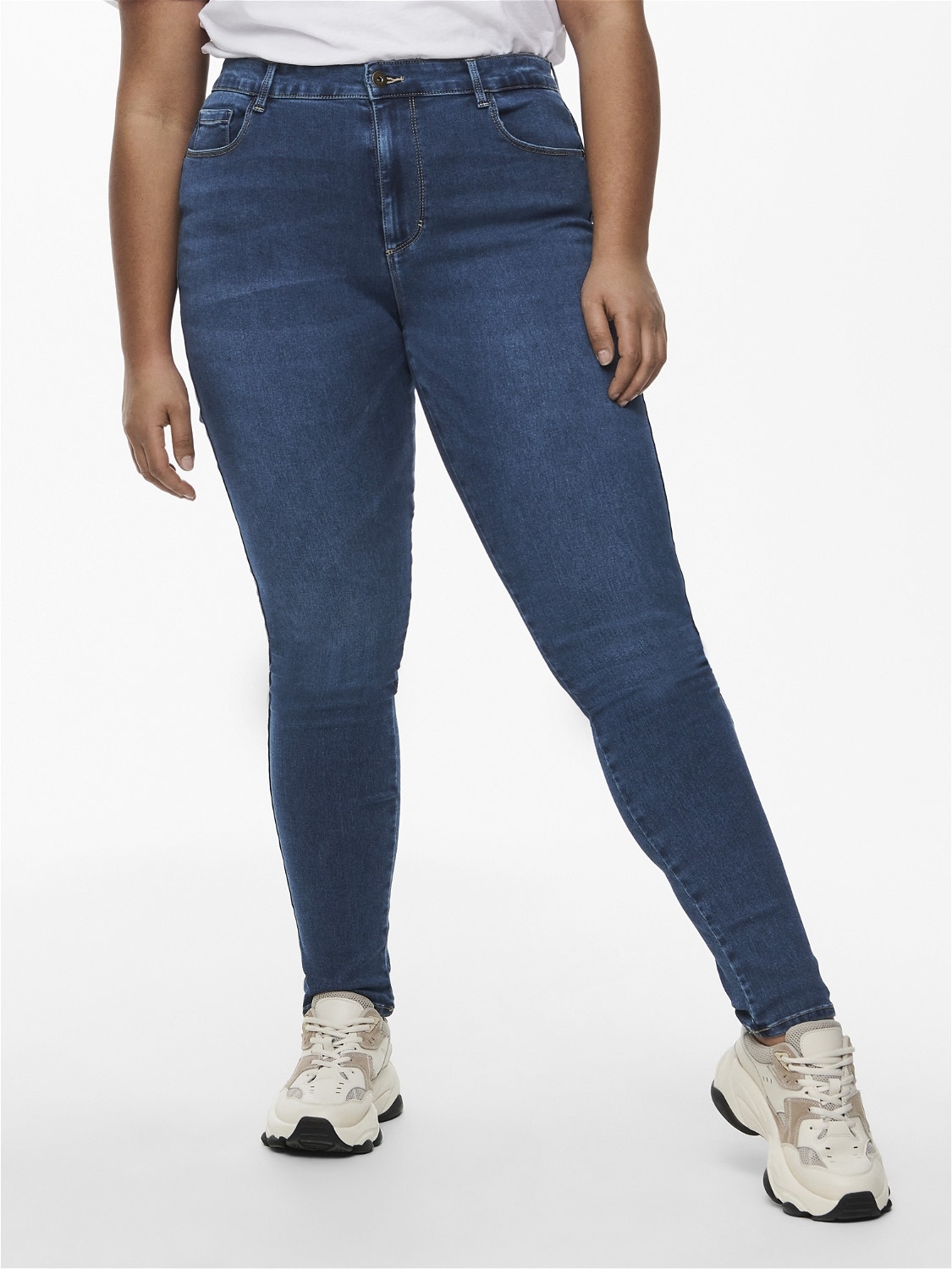 Curvy Caraugusta HW Skinny Mittelblau ONLY® Jeans | | Fit