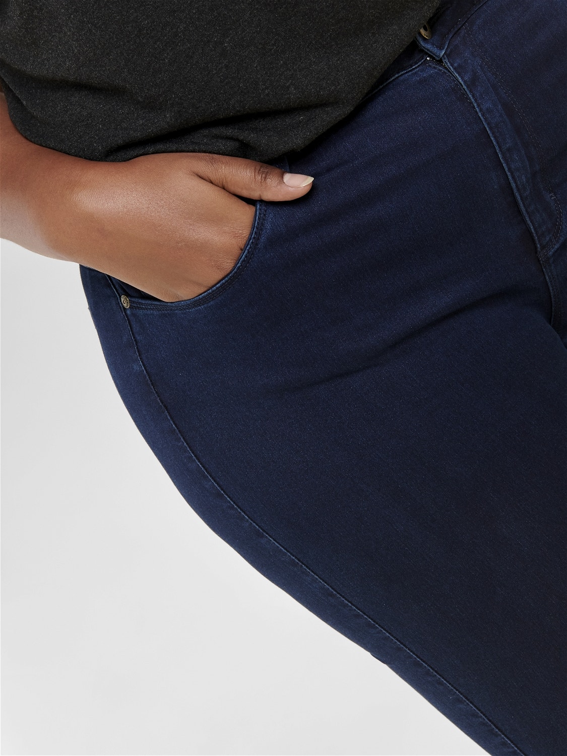 ONLY Curvy caraugusta Skinny fit jeans -Dark Blue Denim - 15186403