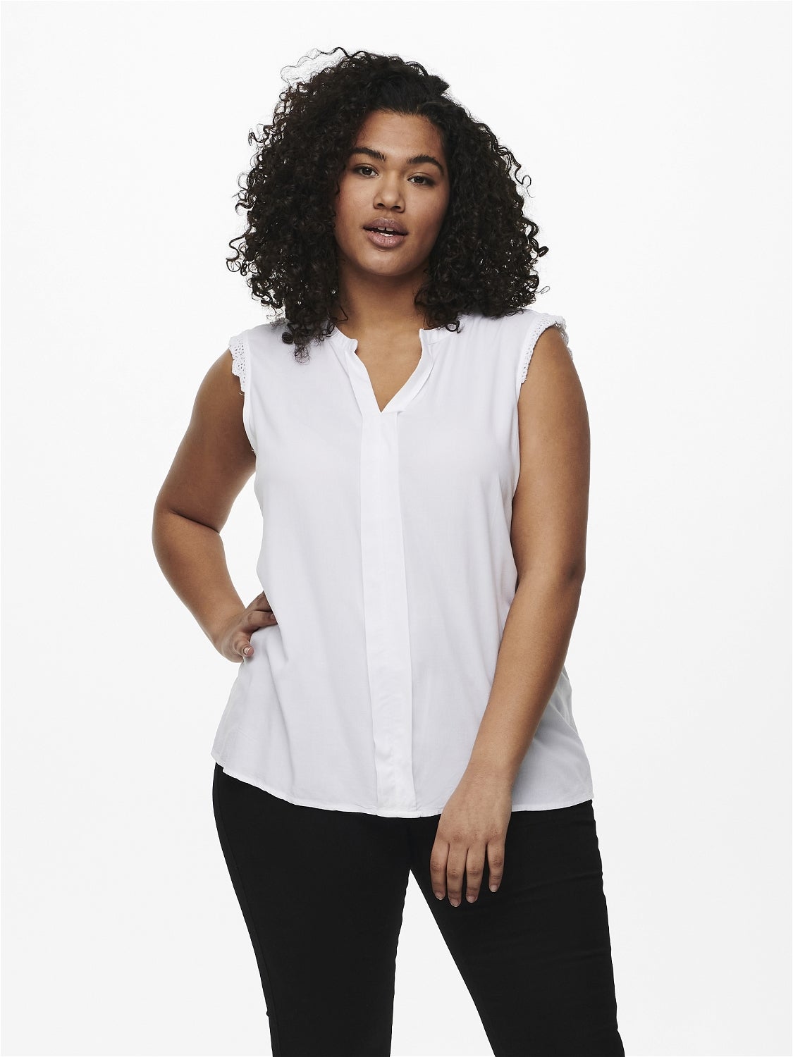 Plus size 2024 white sleeveless blouse