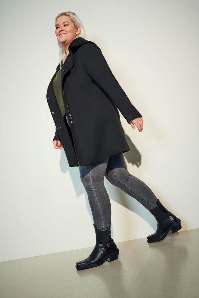 Women\'s Plus Size Coats & Jackets | ONLY Carmakoma | Kurzmäntel