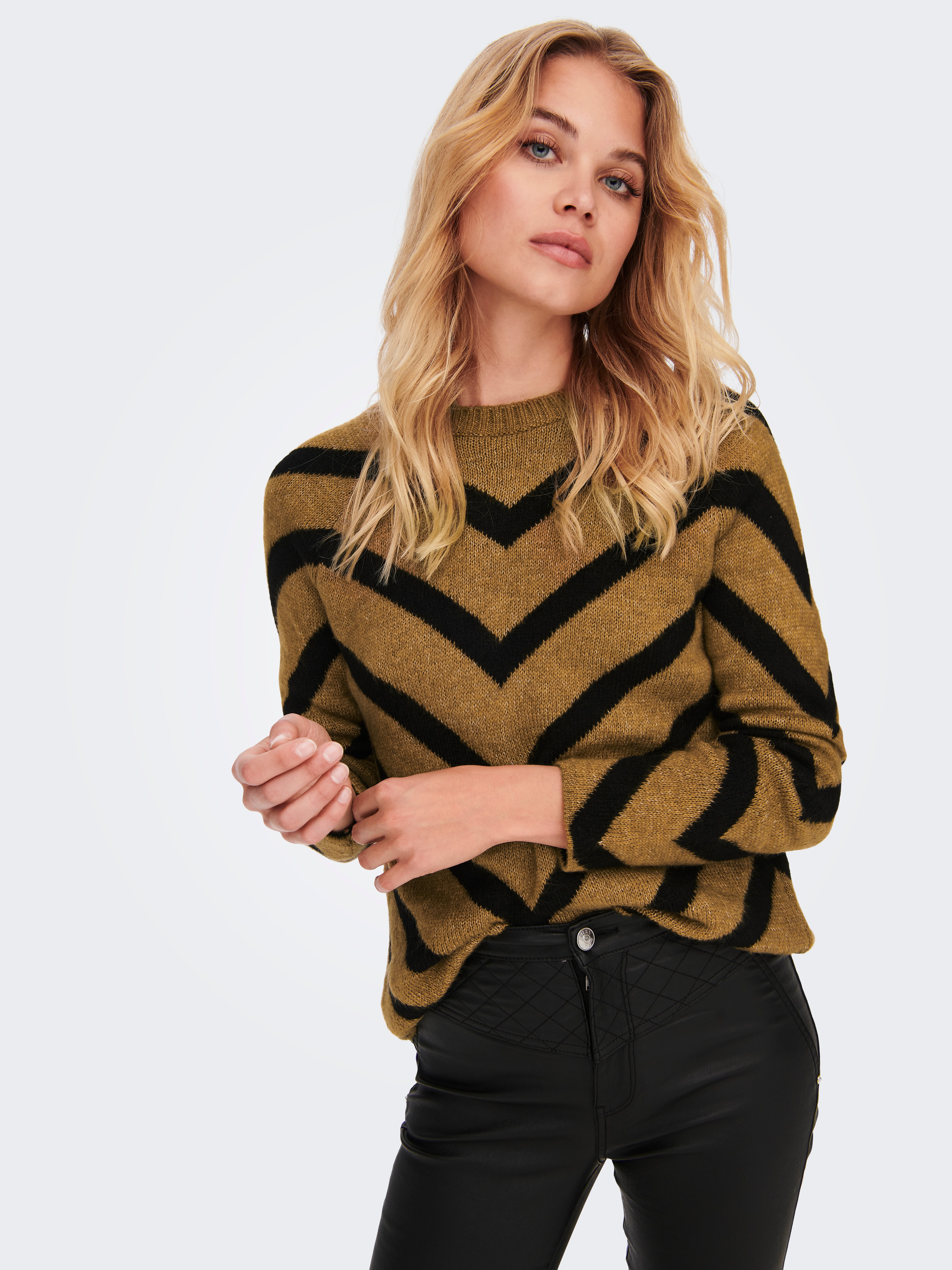 Zig zag Knitted Pullover | Medium Brown 