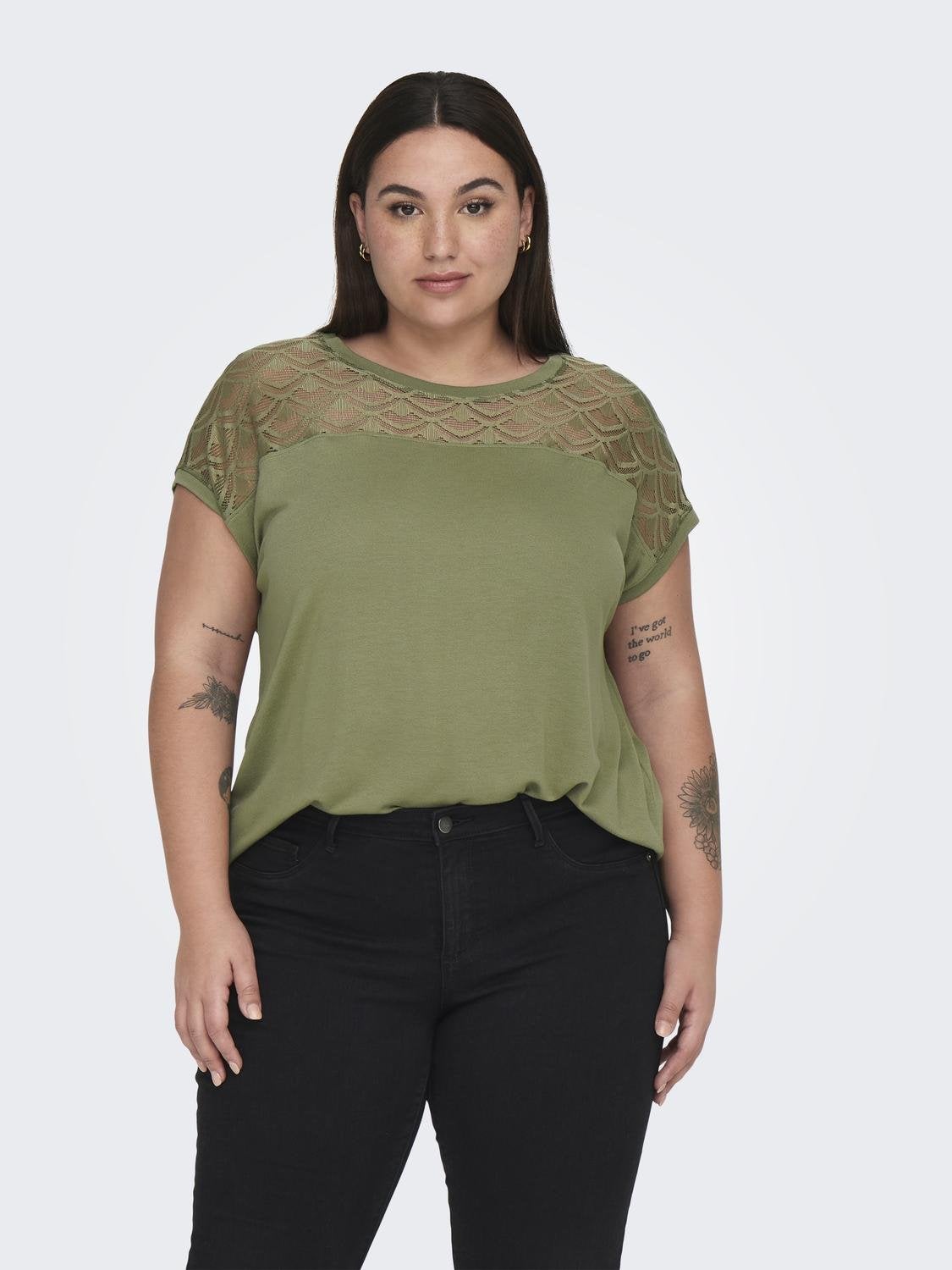 SALE: Plus size tops | ONLY Carmakoma