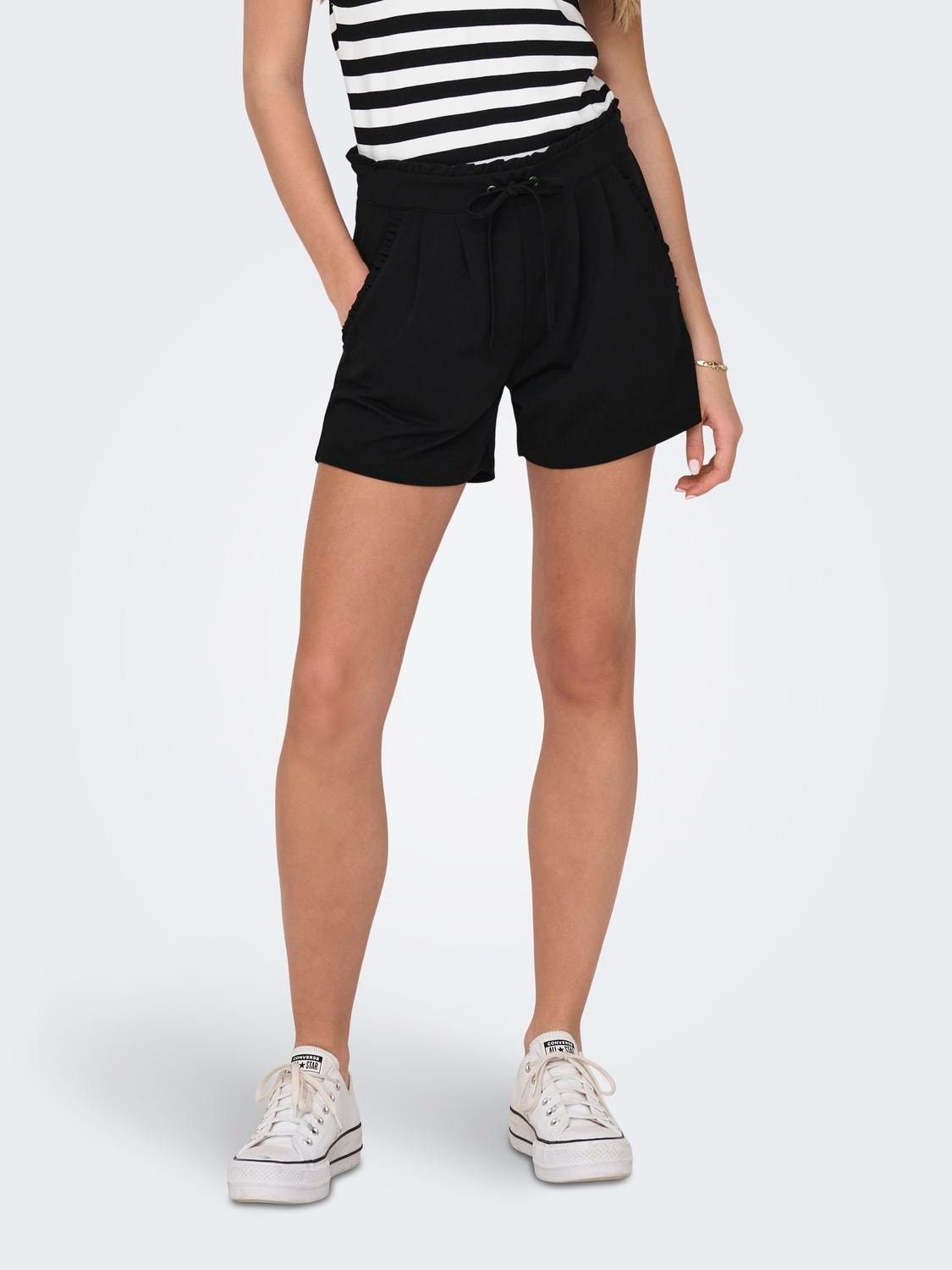 ONLY Frill Shorts -Black - 15200311