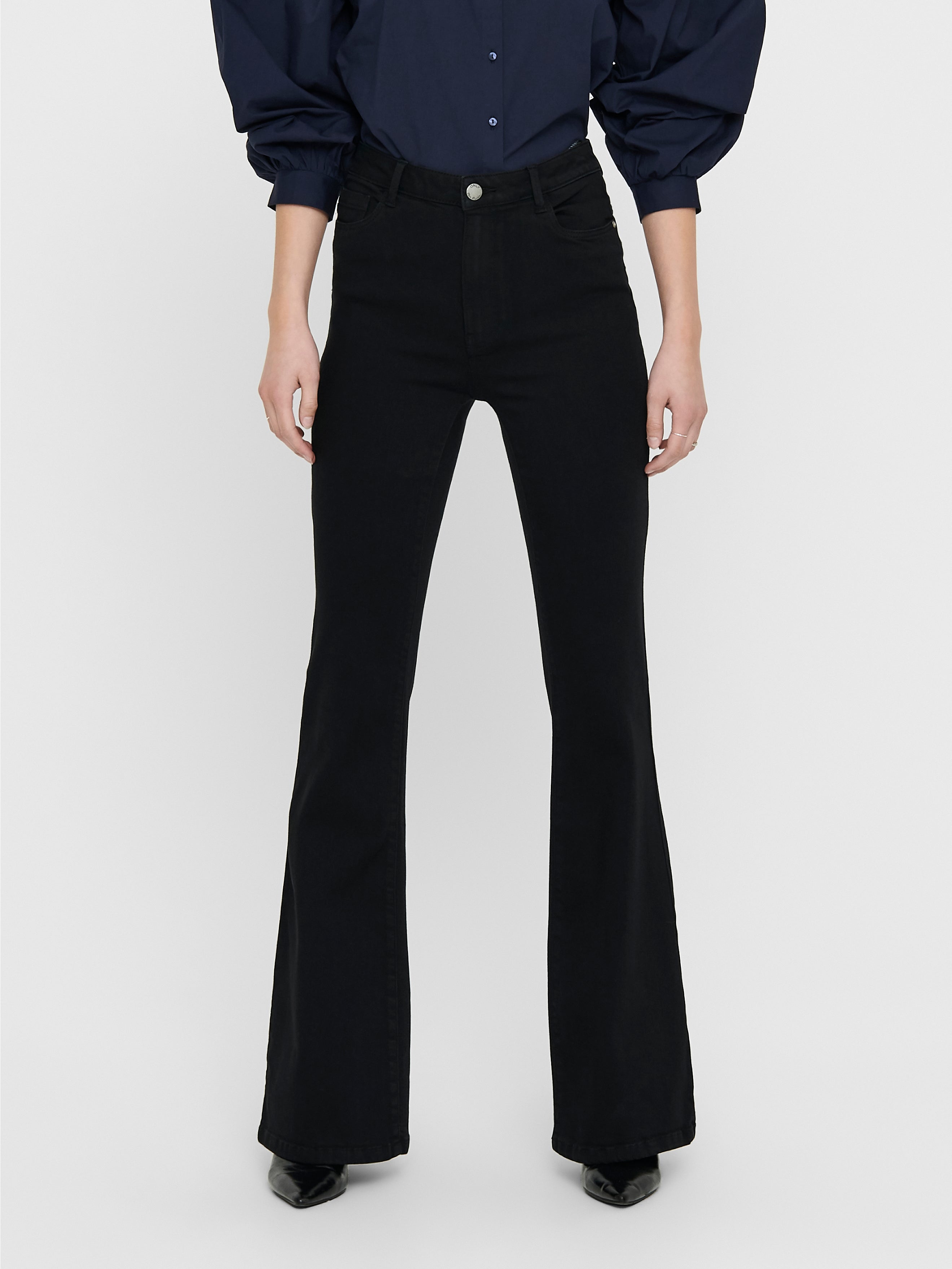 Onlhella Hohe Taille Flared Jeans