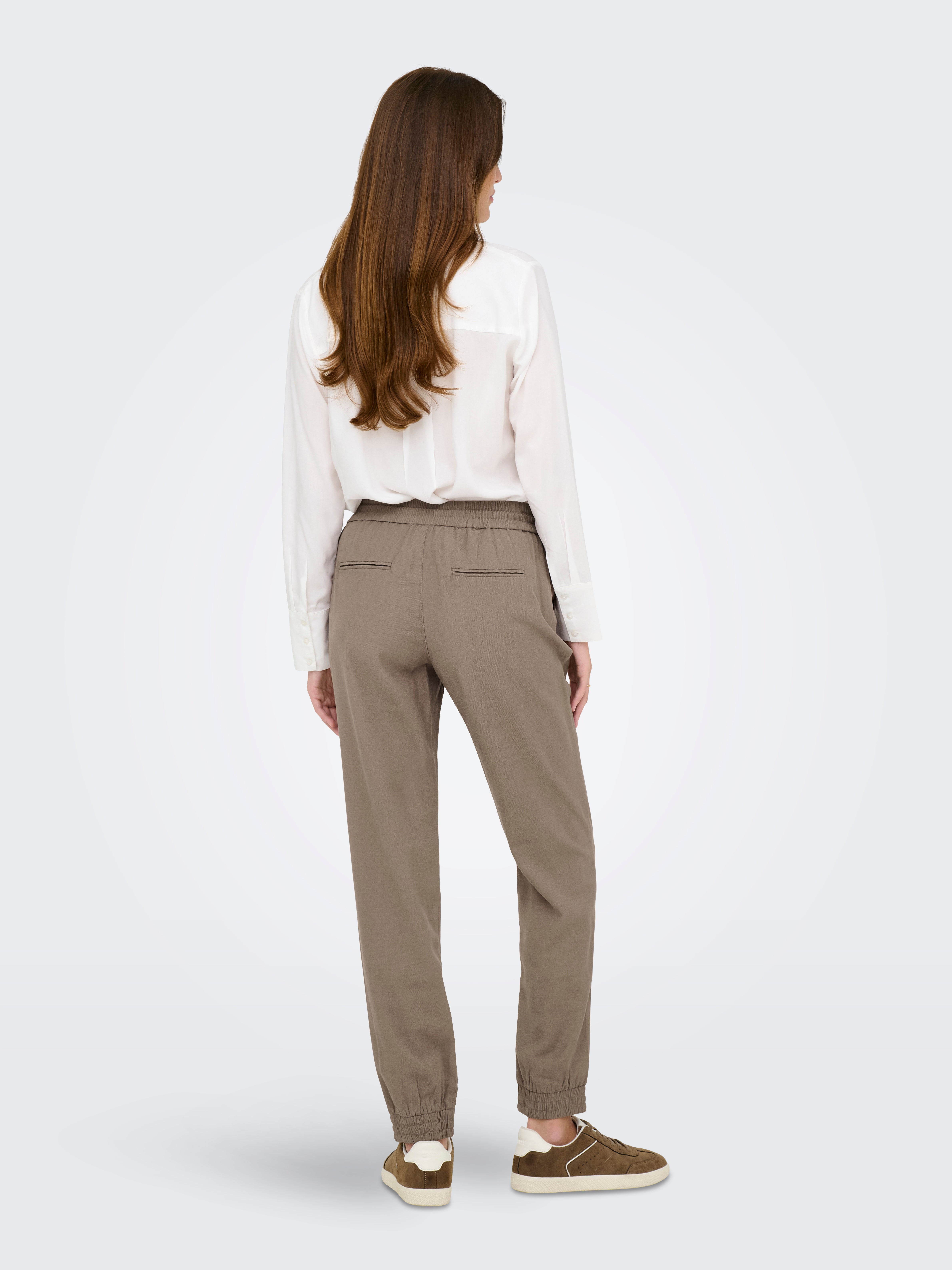 ONLKELDA-EMERY Mittlere Taille Normal geschnitten Klassische Hose | Mittelgrün ONLKELDA-EMERY Mittlere Taille Normal geschnitten Klassische Hose | Mittelgrün