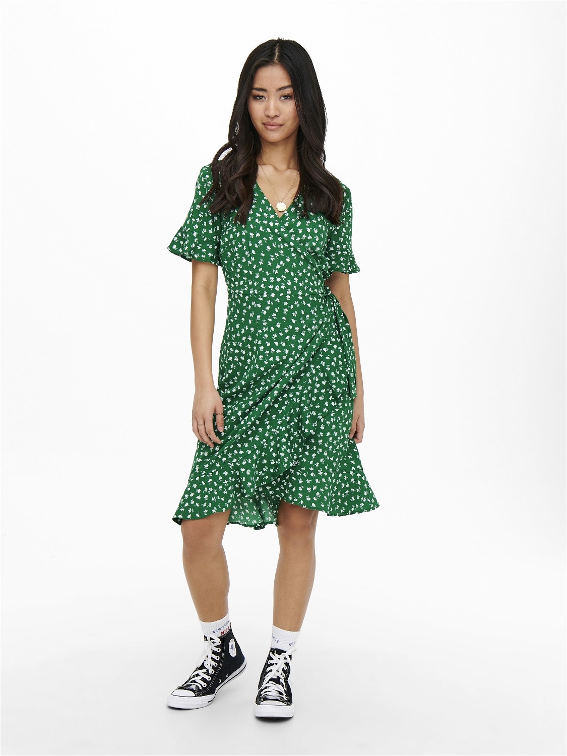 ONLY Regular Fit V-Neck Short dress -Verdant Green - 15206407