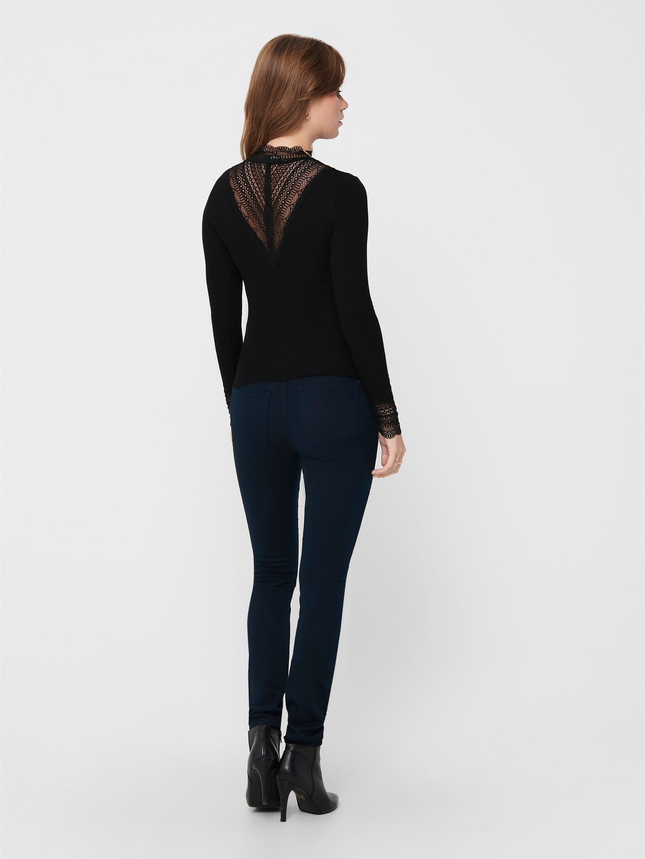 ONLY ONLTILDE – Maglia Donna Con Dettagli In Pizzo E Vestibilità Morbida