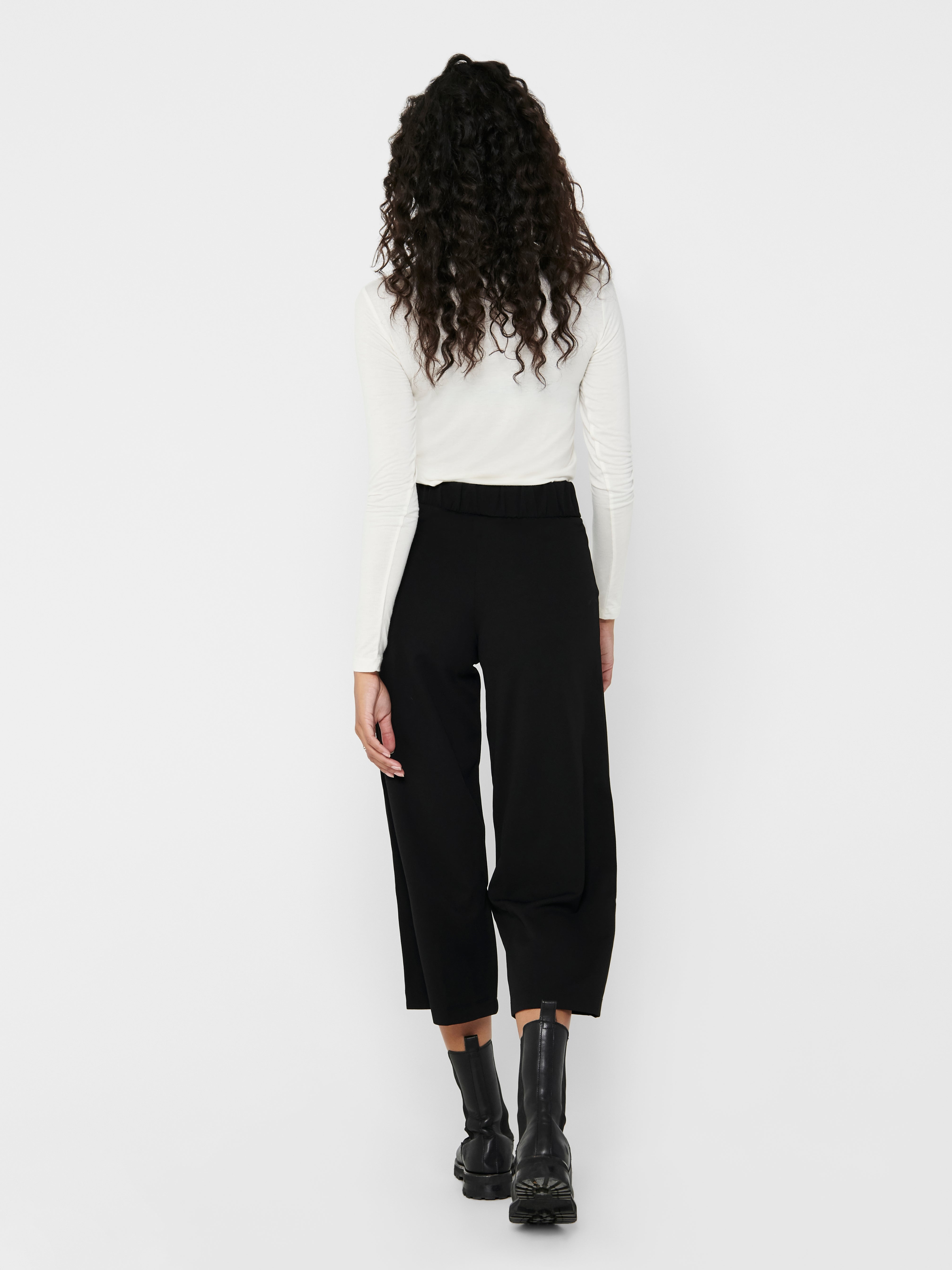 black wide leg ankle pants