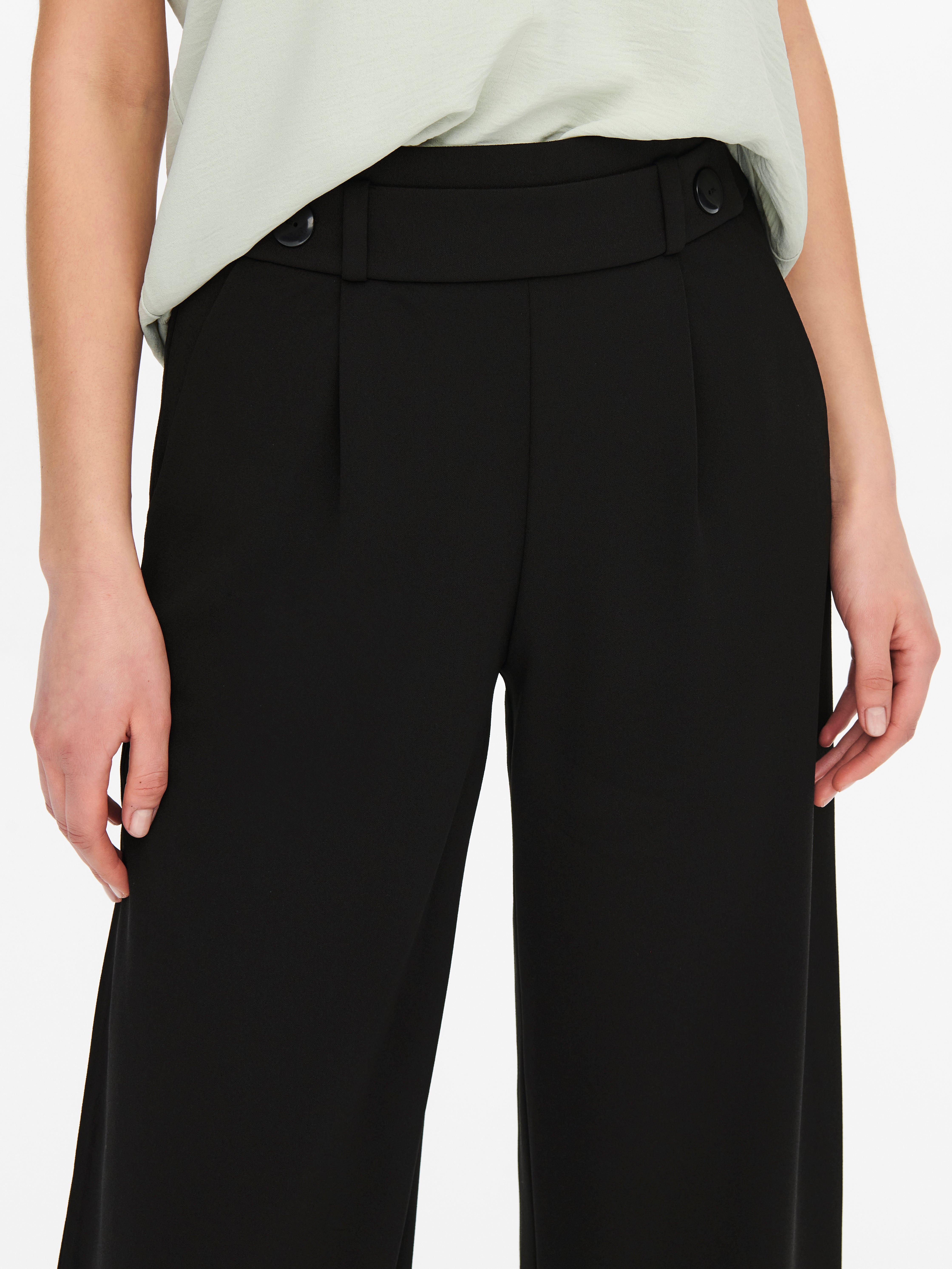 HAND BEADED JACKSON MID WAIST WIDE LEG SHORTS SKU:25498 main image 0