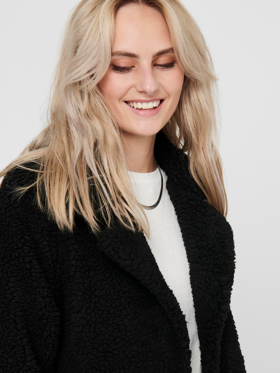 manteau sherpa noir femme