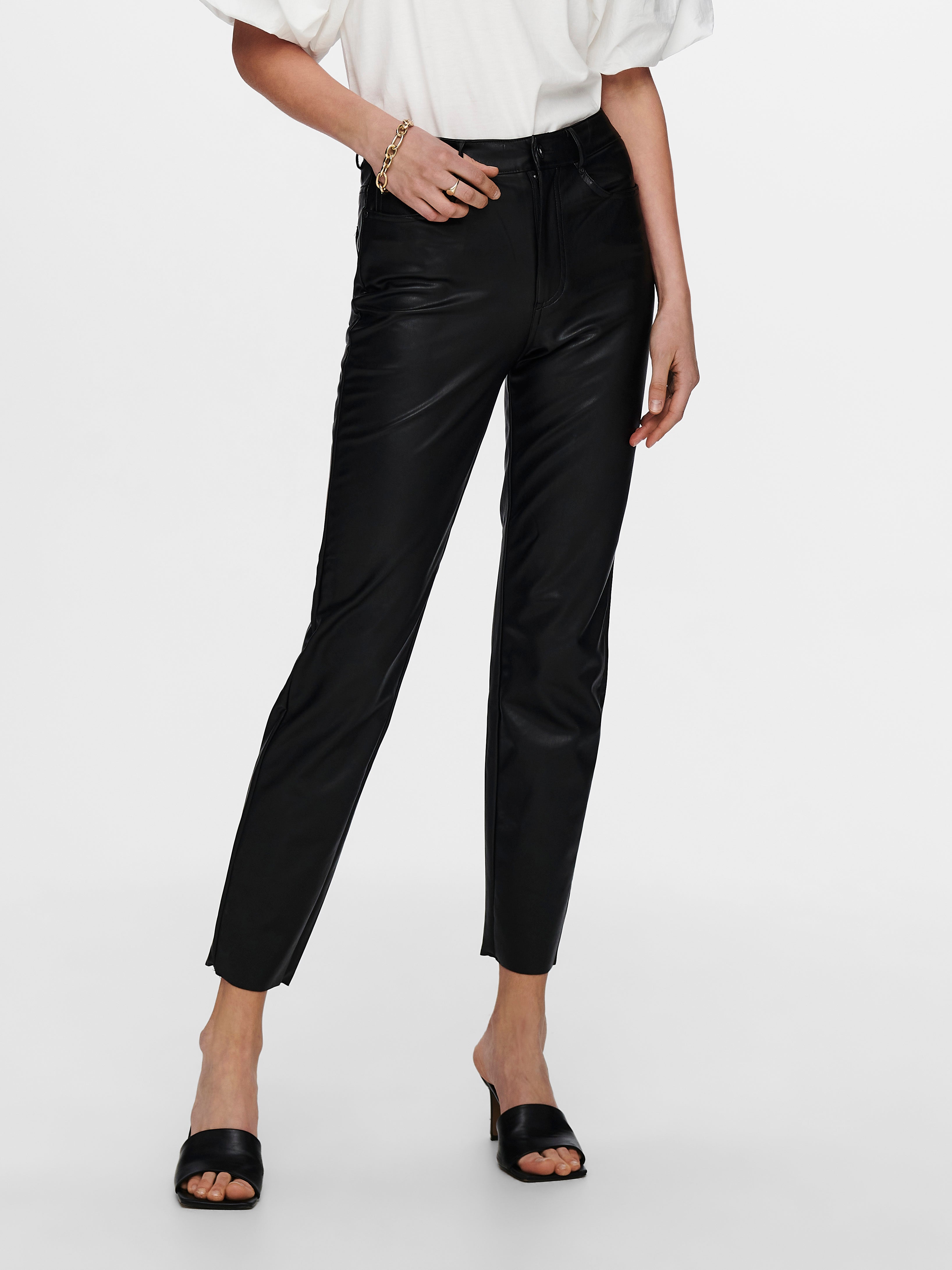 Pantalon negro piel online sintetica