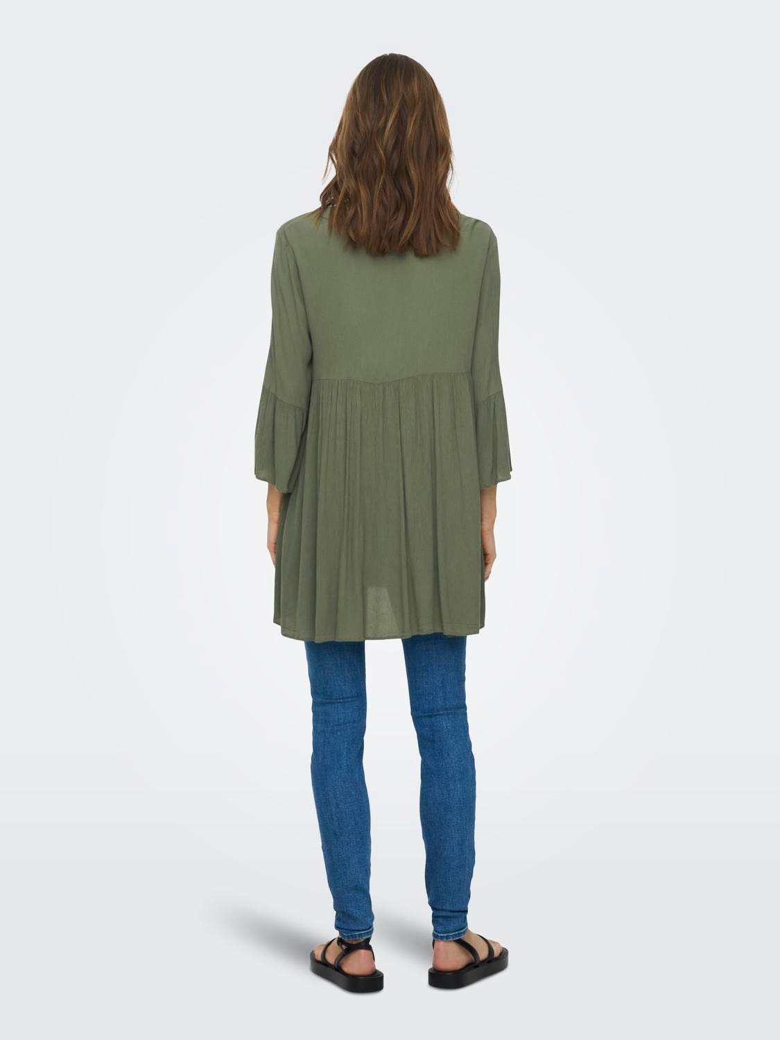 ONLY Regular Fit V-Neck Short dress -Tea Leaf - 15209811