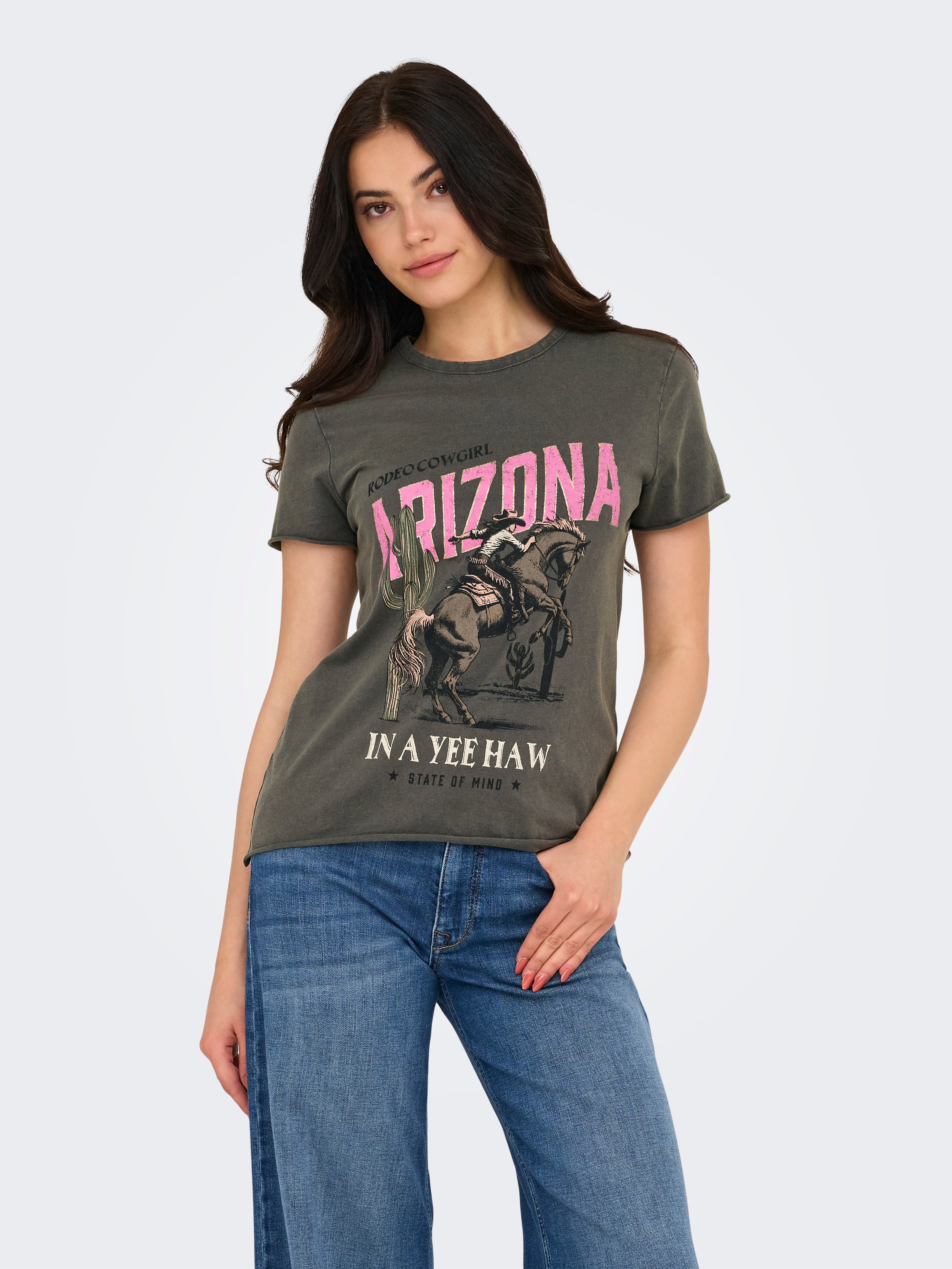 Onllucy T-shirt