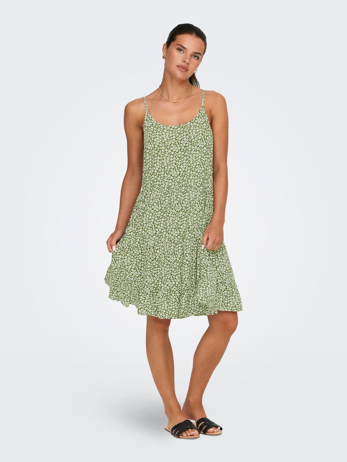 ONLY Normal geschnitten U-Ausschnitt Kurzes Kleid -Artichoke Green - 15218451