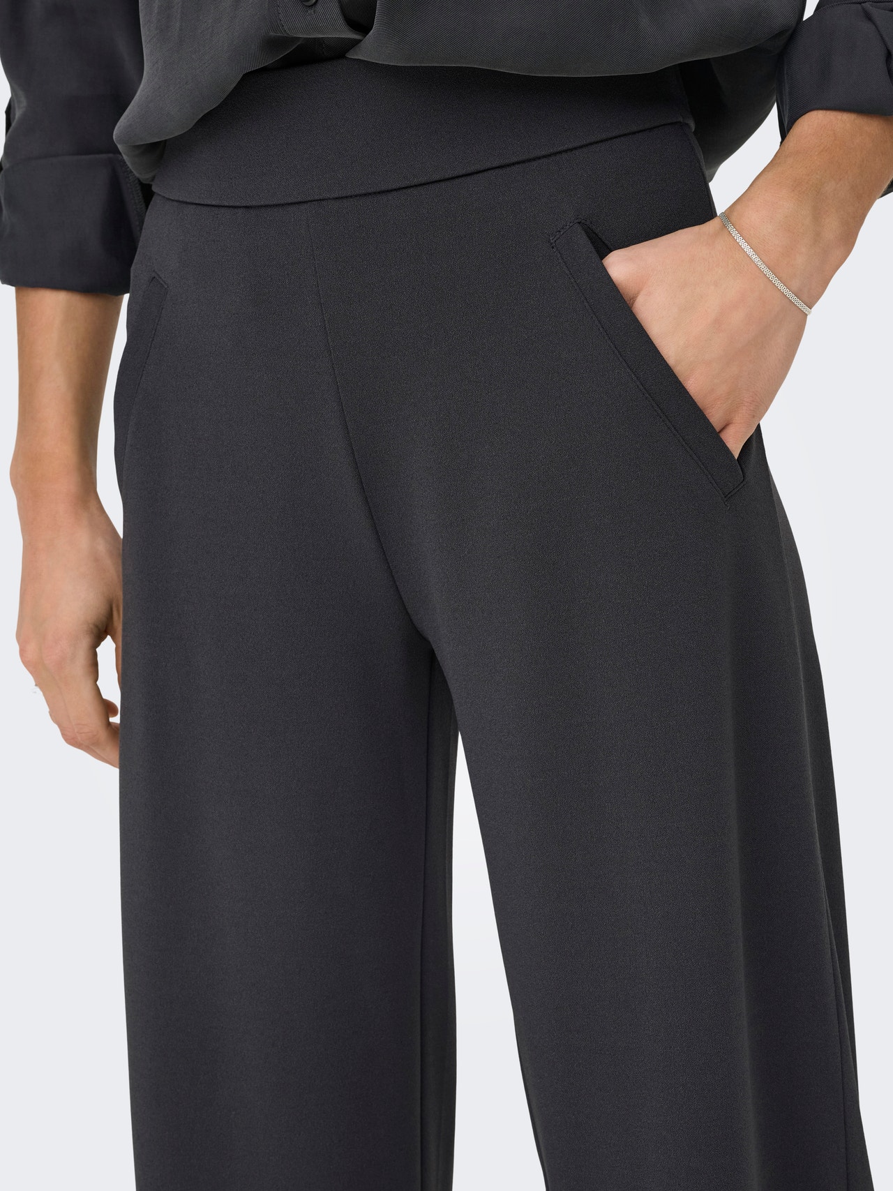 Urban Goddess | Pranafied Flared Yoga Broek Met Heupband | Ash Urban Goddess | Pranafied Flared Yoga Broek Met Heupband | Ash