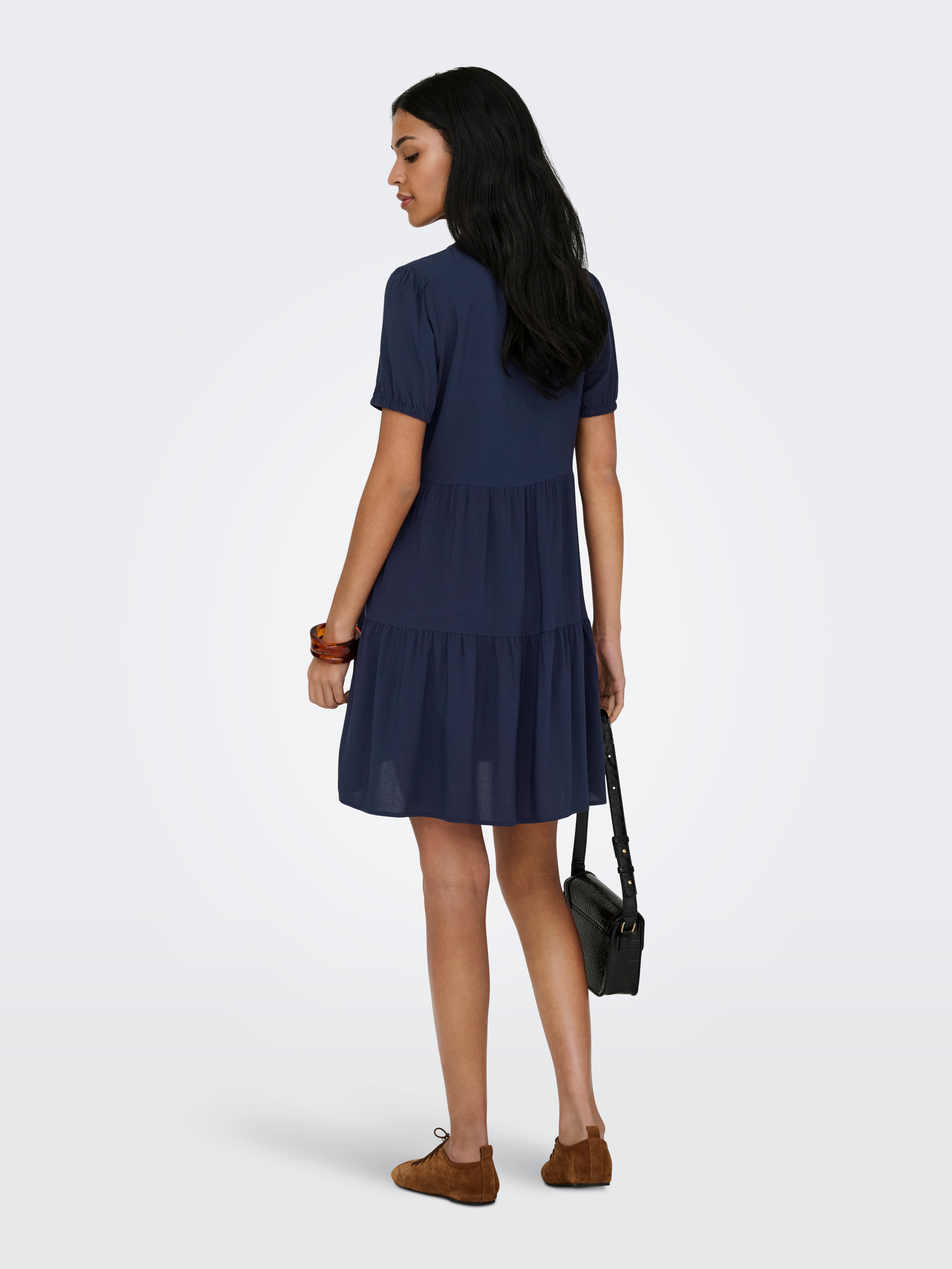 Onlnova Kurzes Kleid