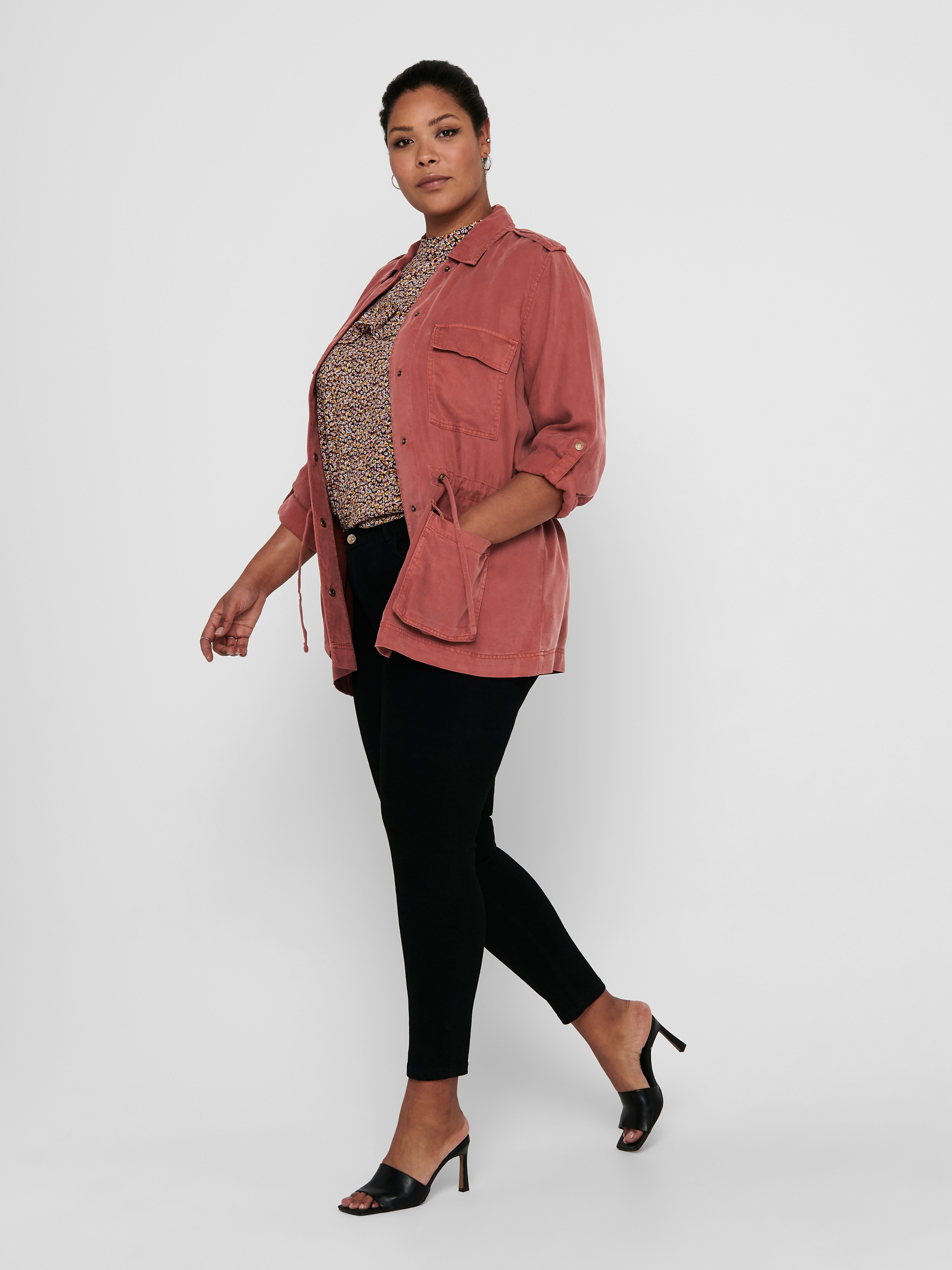 Curvy utility Jacket with 30% discount 