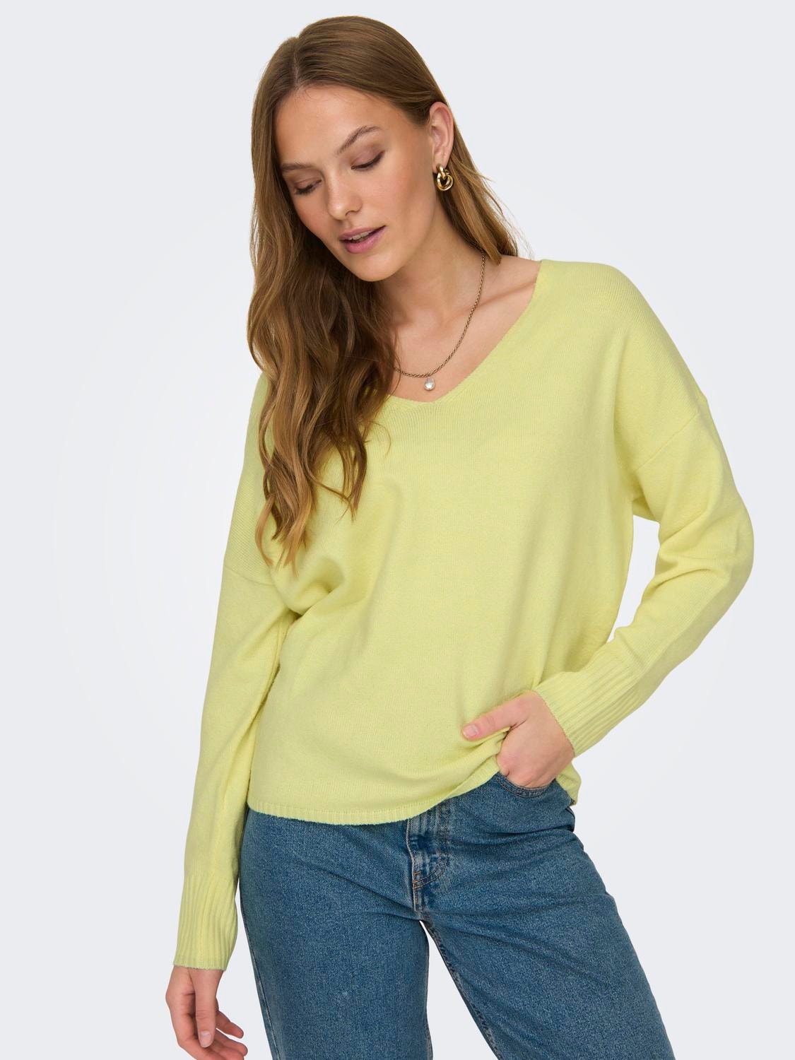 ONLY V-Ausschnitt Strickpullover -Yellow Pear - 15224360