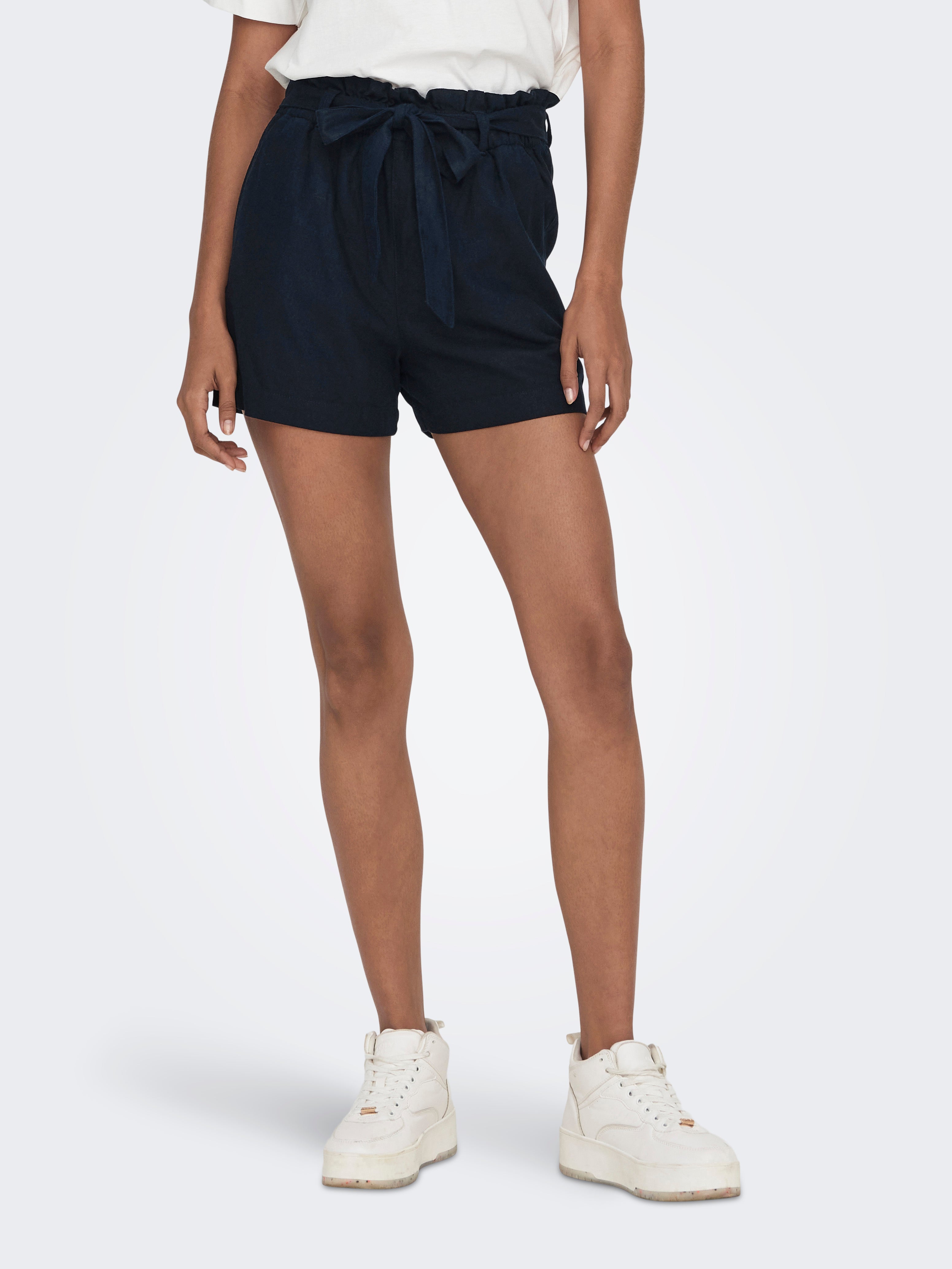 BELT LINEN SHORTS