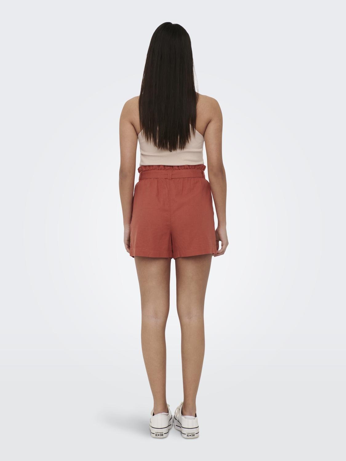 ONLY Regular fit Mid waist Shorts -Hot Sauce - 15225921