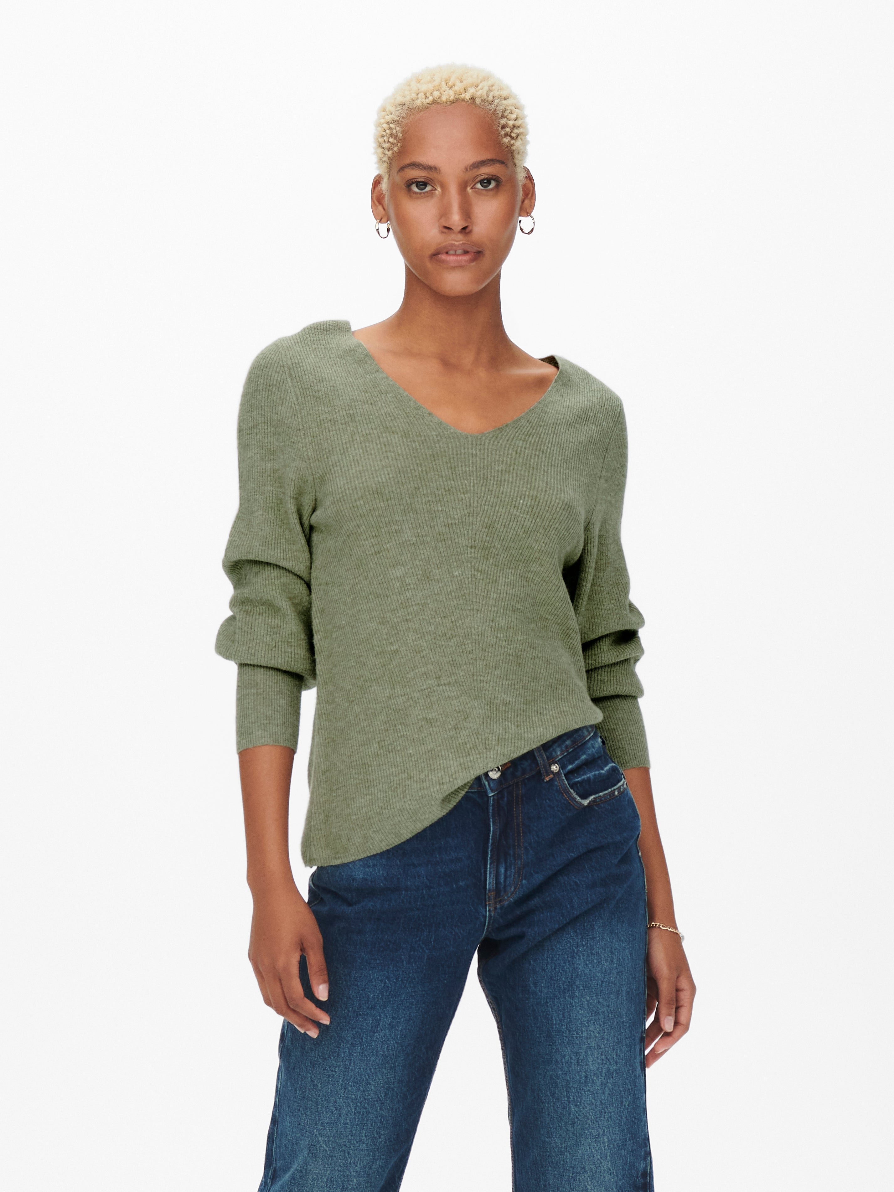 Long v-neck Knitted Pullover | Dark 