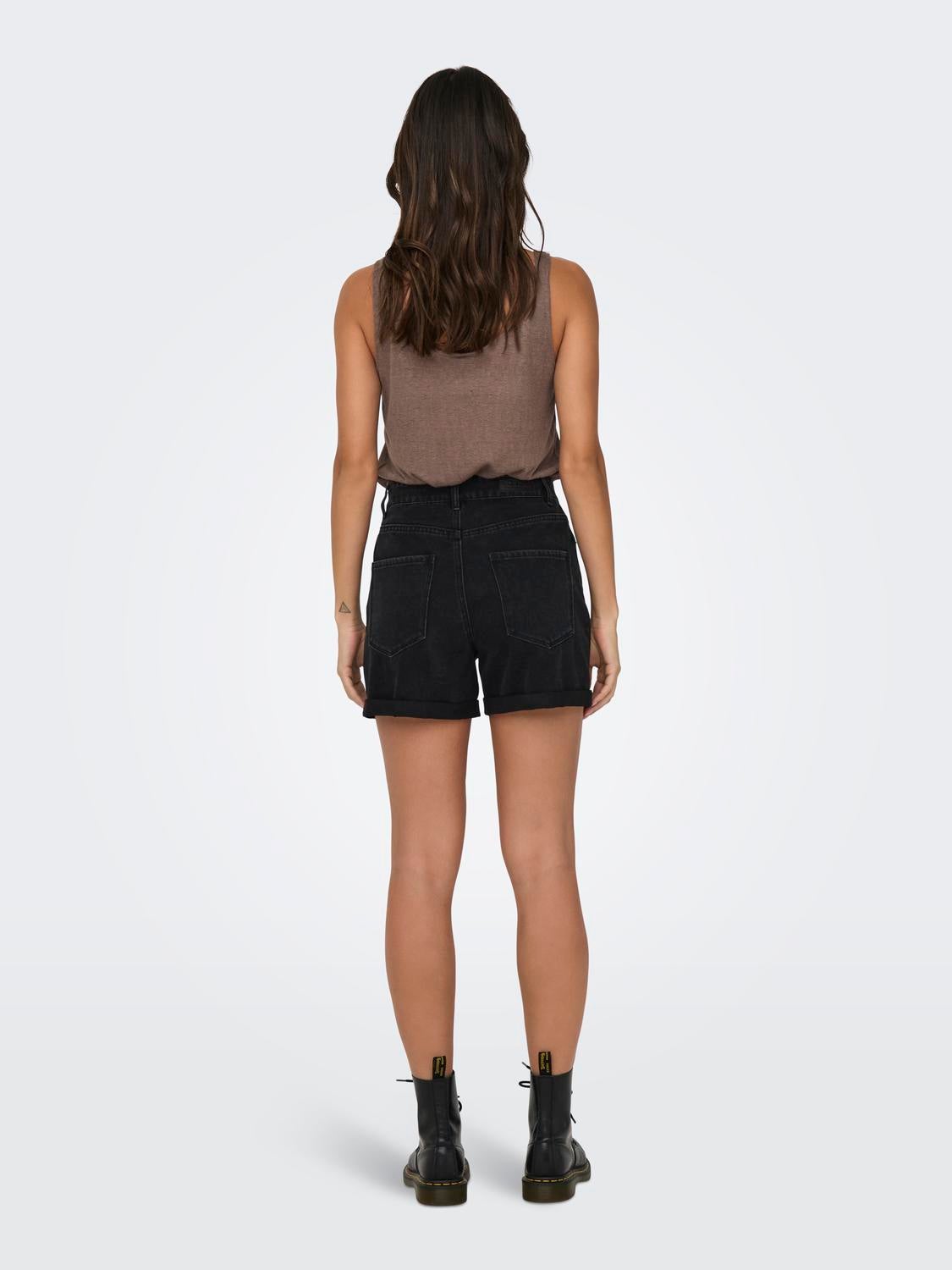 ONLVEGA High waist Regular Fit Shorts | Black | ONLY®