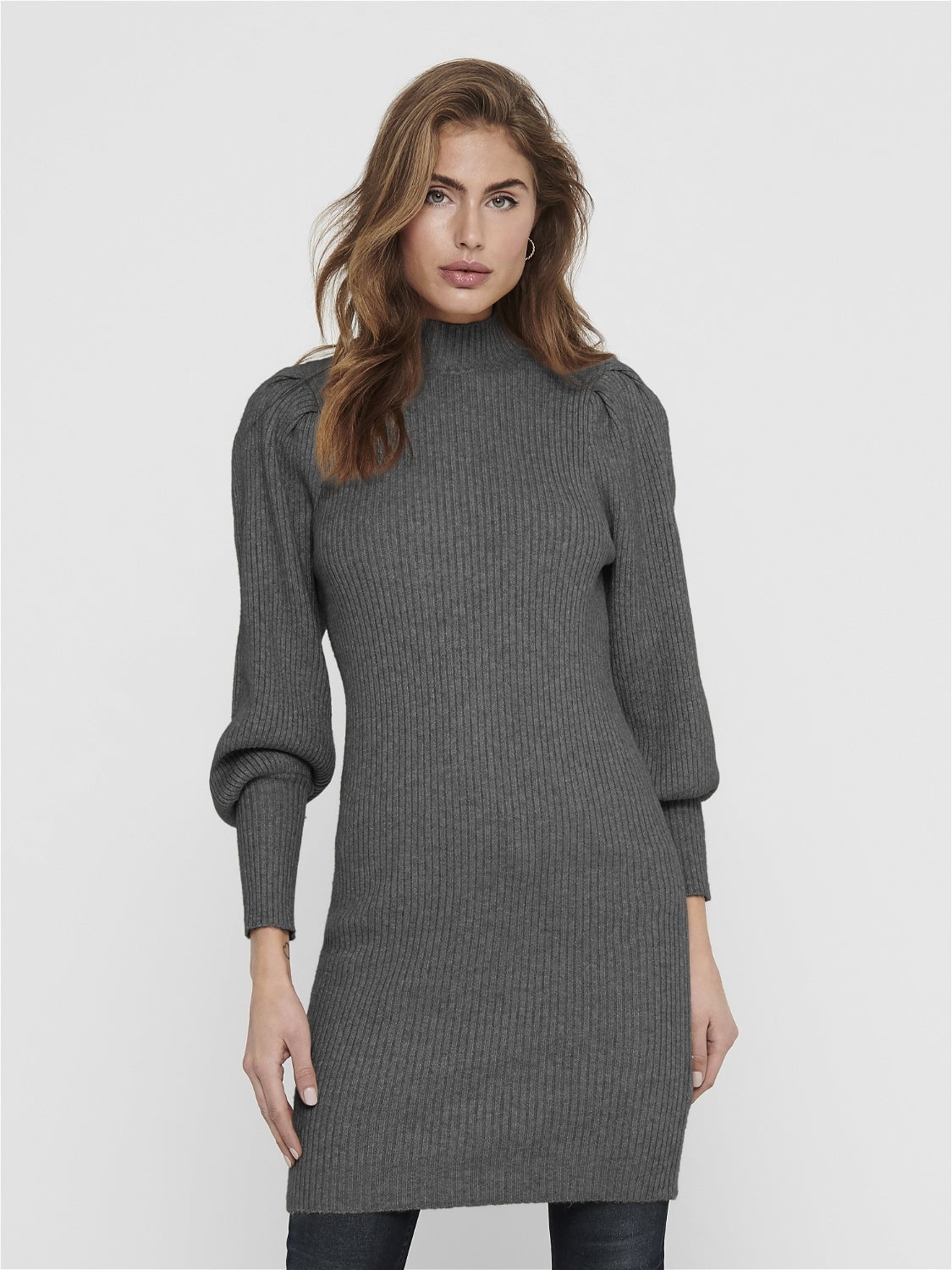 Vestido gris online oscuro