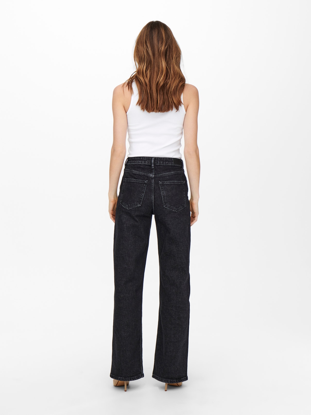 Seksi oy porno yulduz Ayolning dumba va qin