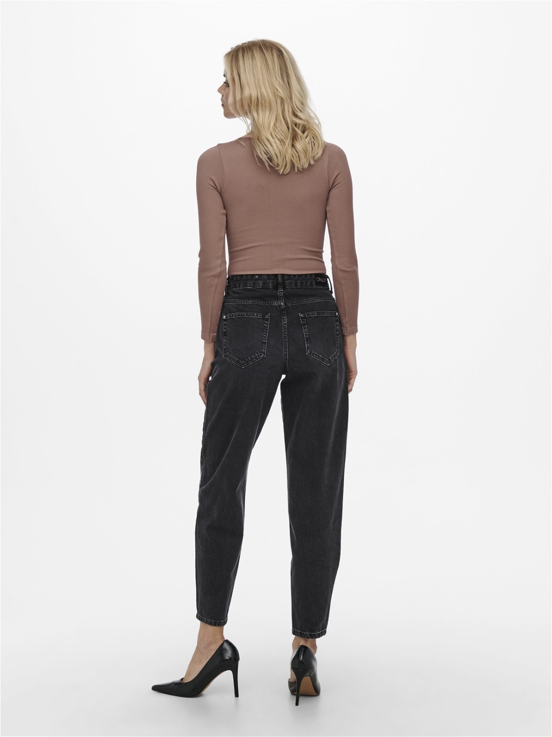 ONLTroy Life Carrot Ankle high waisted jeans | Black | ONLY®