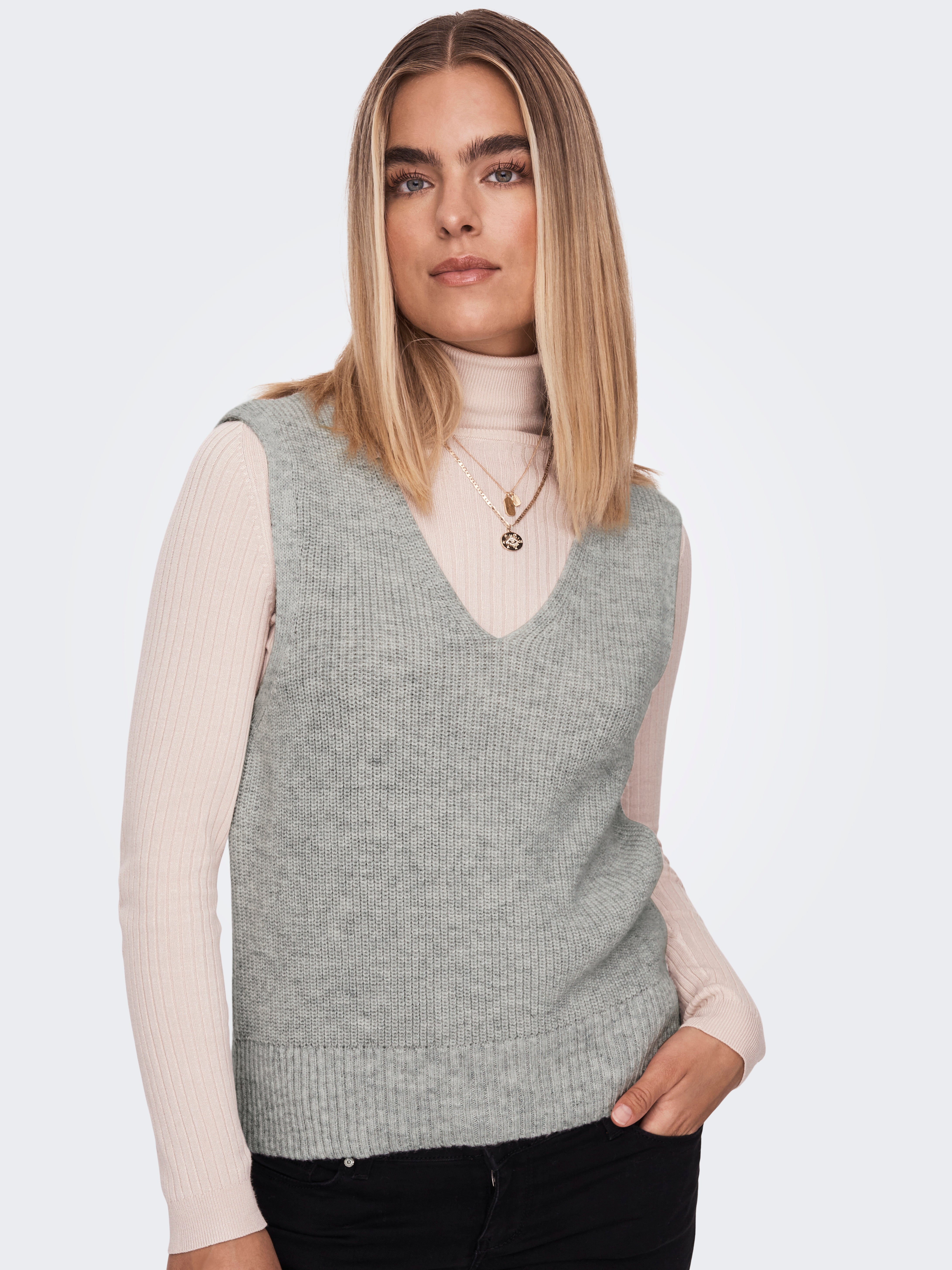 V-neck knitted Waistcoat | White | ONLY®