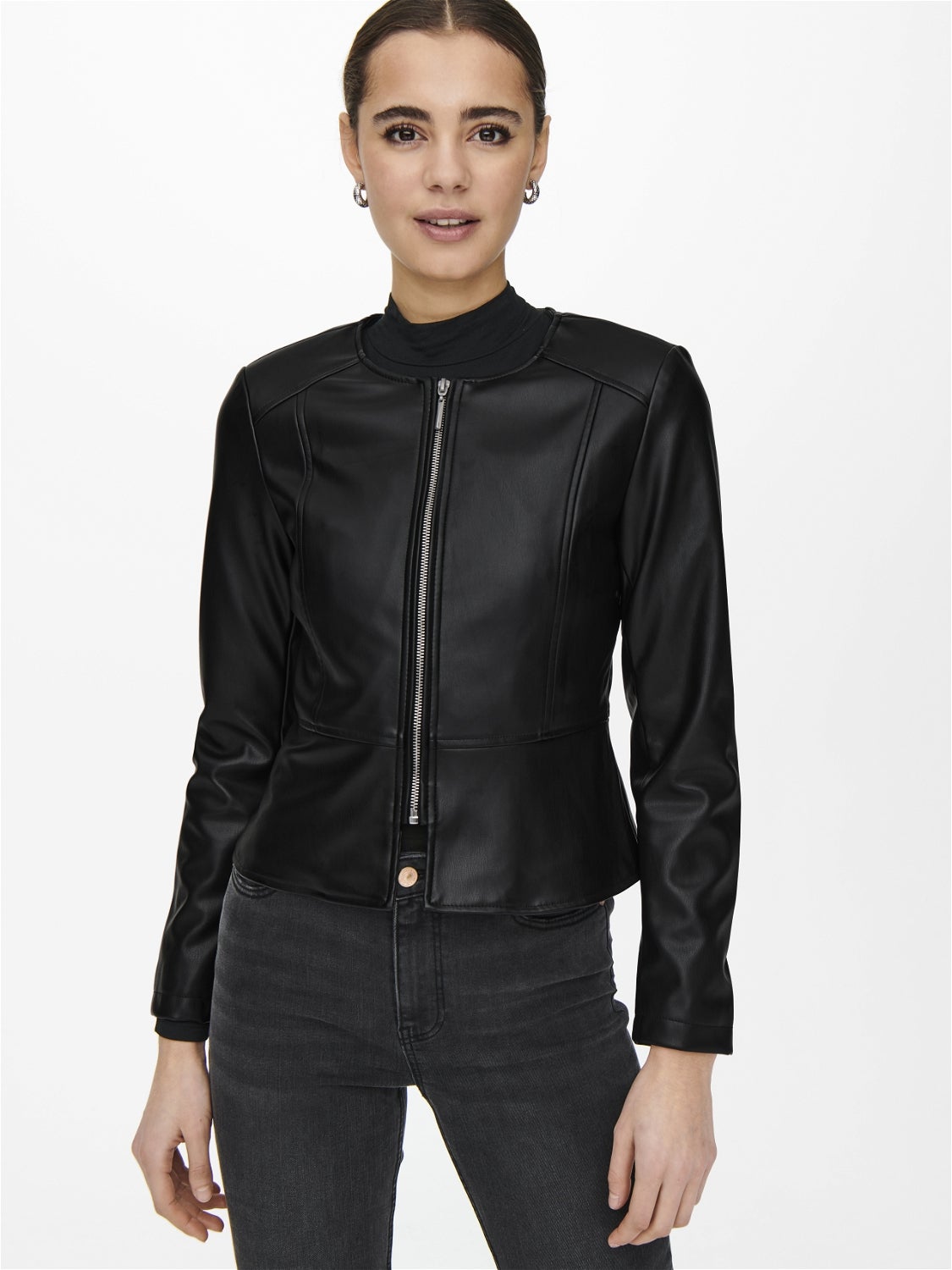 Short leather hot sale jacket women