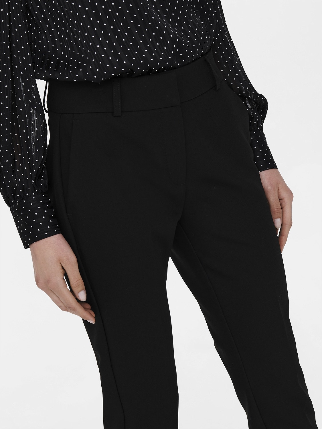 ONLY Slim Fit Trousers -Black - 15242597