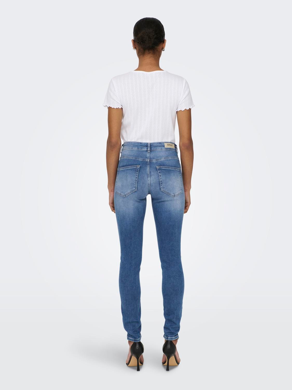 ONLY Skinny Fit Mittlere Taille Zerrissene Säume Jeans -Medium Blue Denim - 15244609